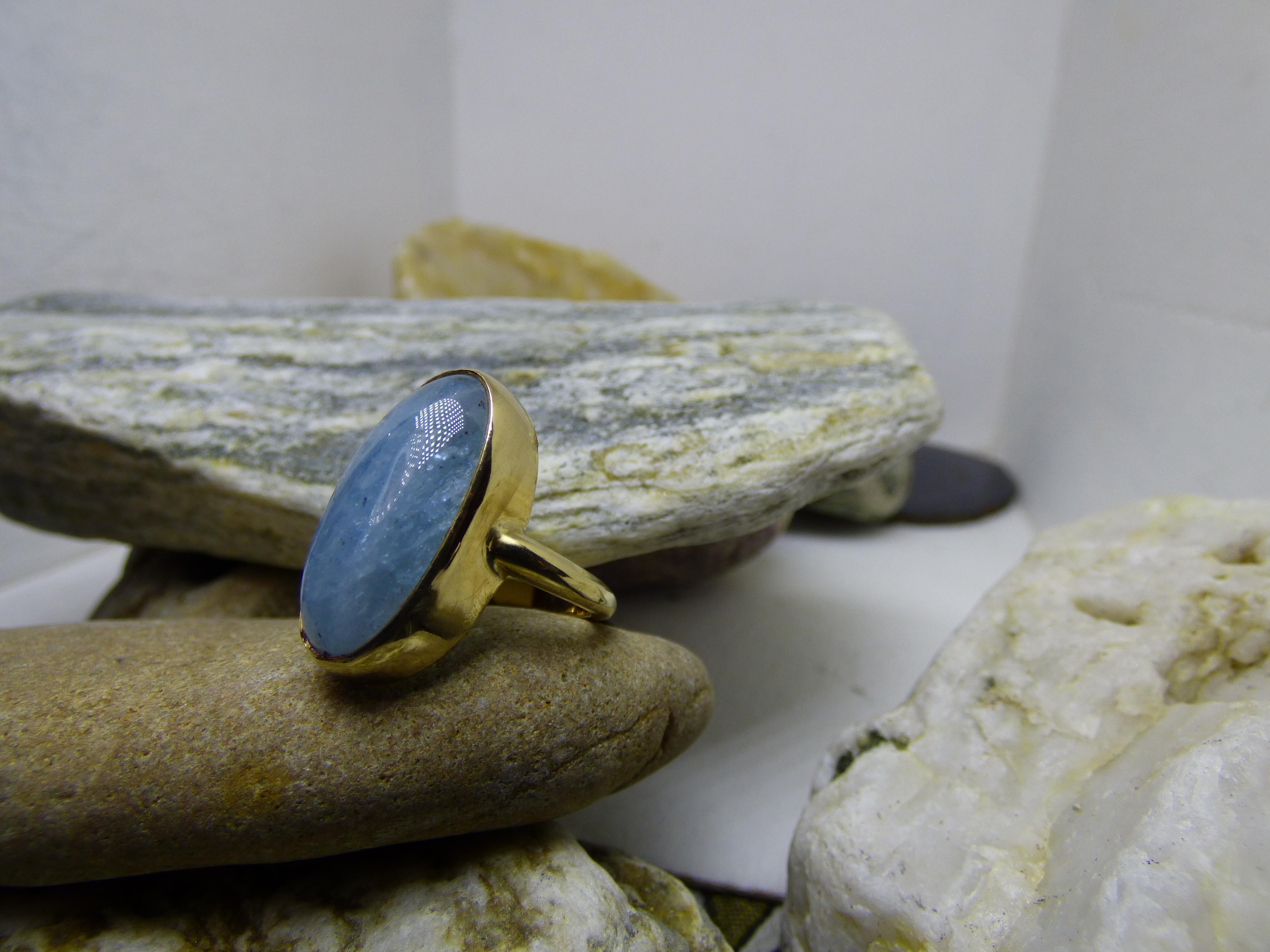 Women's 23X12mm Aquamarine Cabochon Set in 9ct. Gold Ring For Sale
