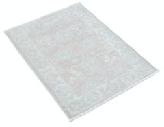 2.3x3 ft Hand Knotted Beige Wolle Oushak Akzent Teppich mit All-Over Floral Design