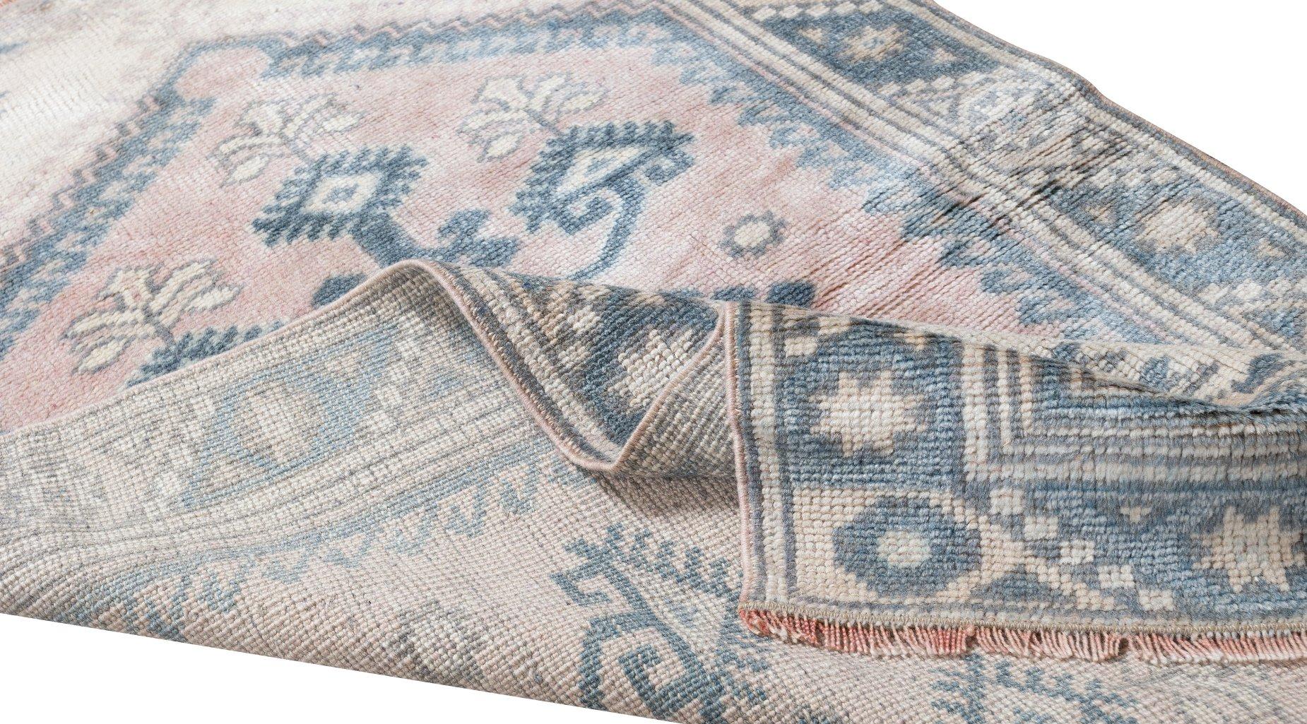 Oushak 2.3x3.8 Ft Vintage Handmade Geometric Turkish Accent Rug in Soft Colors For Sale