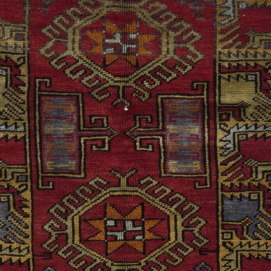 23x38 in Vintage Schachtelteppich, dunkelroter türkischer Akzentteppich, Türmatt, Küchenteppich, Teppich (Handgeknüpft) im Angebot