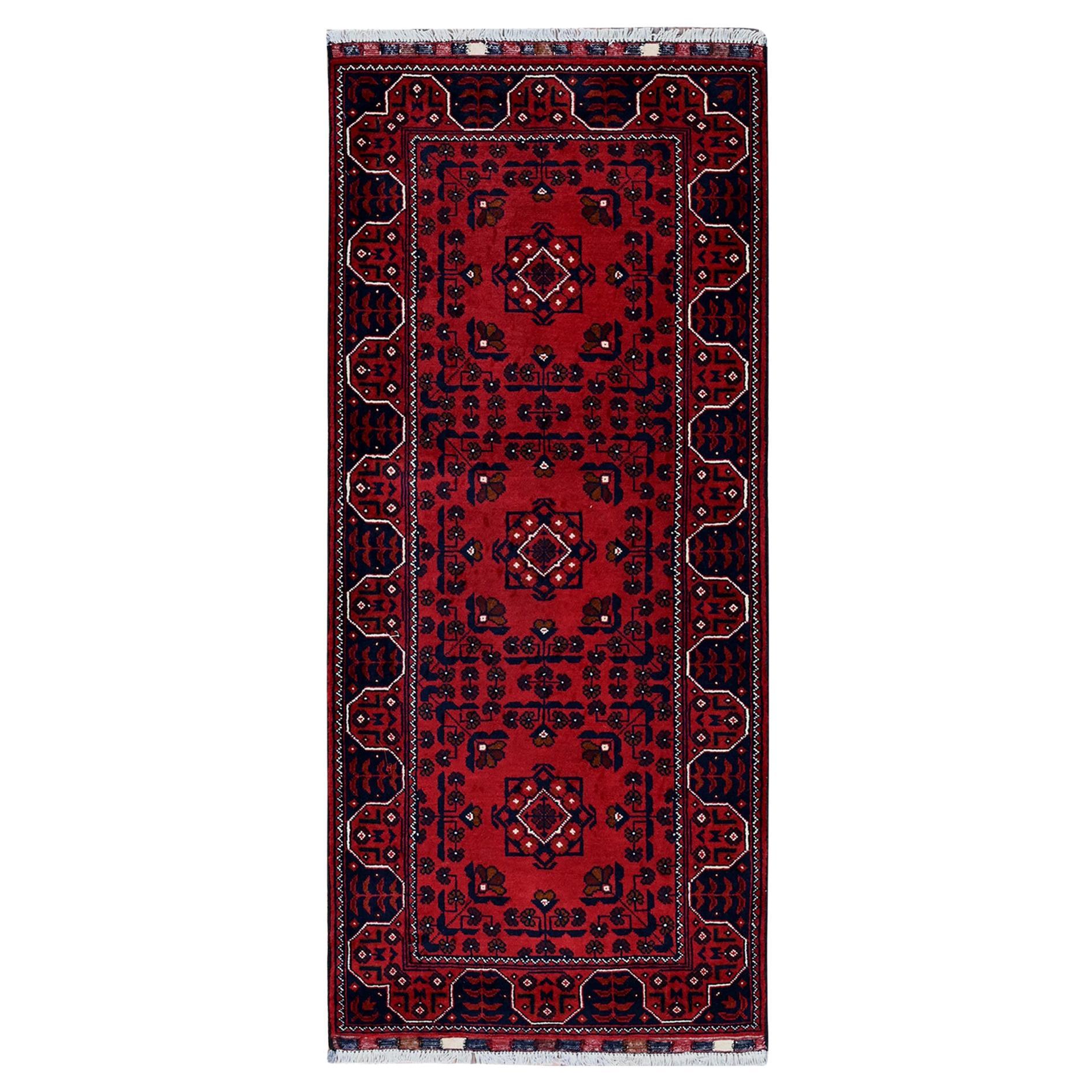 2'3 "x5' Alfombra afgana roja Khamyab de lana suave anudada a mano con motivos geométricos