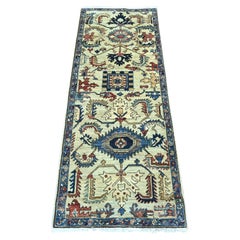 2'3"x6' Light Green Serrated Gul Motif Hand Knotted Wool Oriental Runner Rug