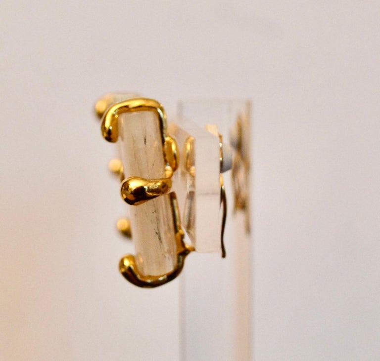 Modern 24-Carat Gilded bronze and Rock Crystal Clip Earrings For Sale