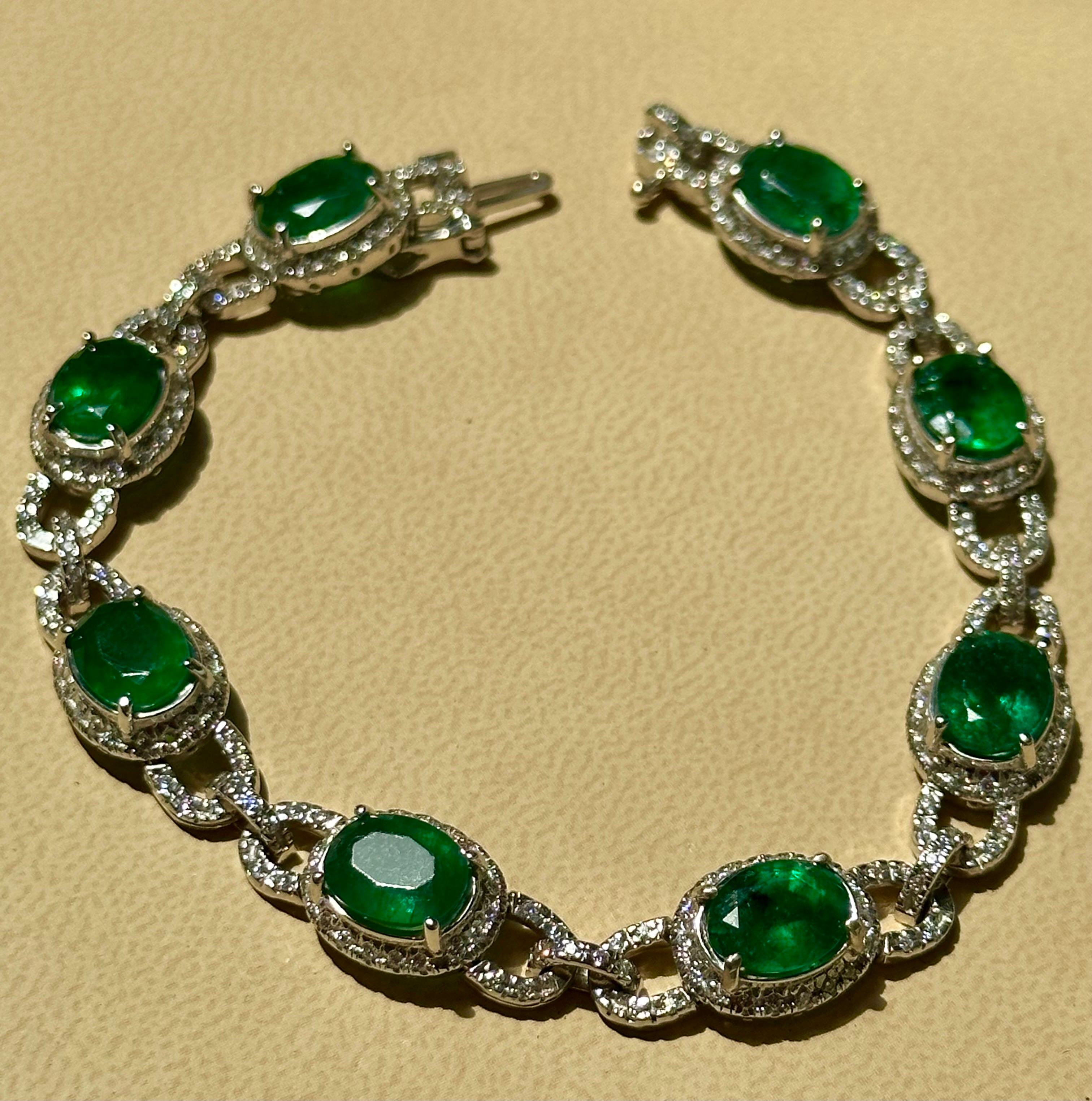 24 Carat Natural Brazilian Emerald & Diamond Link Tennis Bracelet 14 Karat Gold 2
