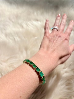24 Carat Natural Emerald Tennis Bracelet, 14 Karat Yellow Gold, 17.5GM, 7 Inch