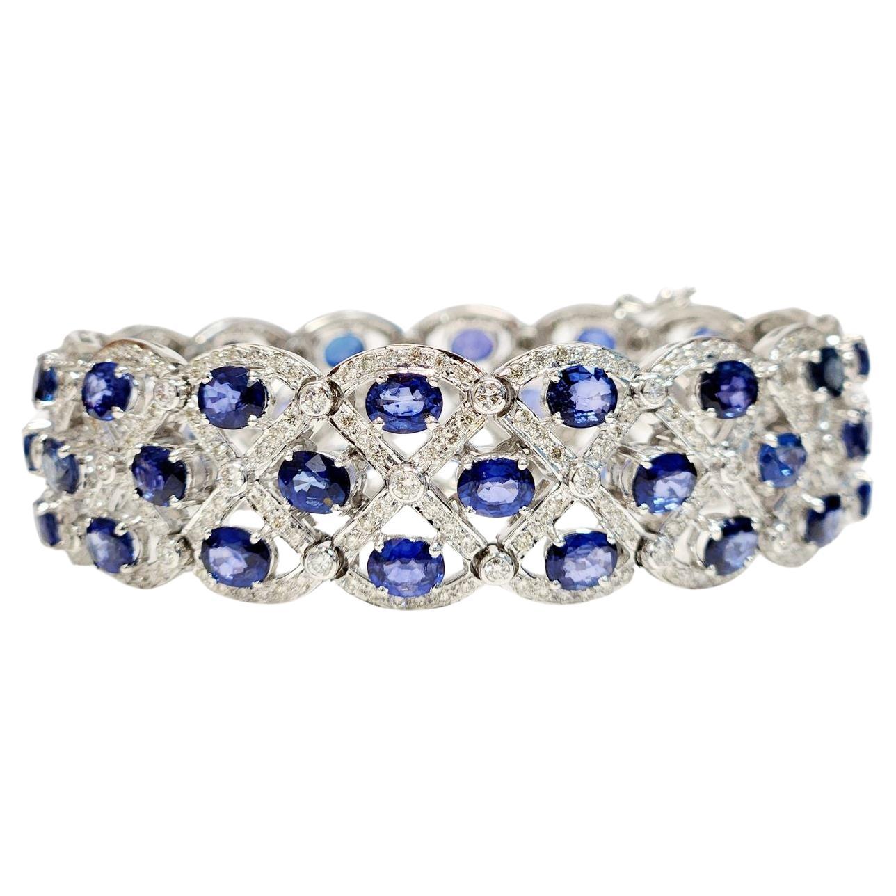 24 Carat Oval Blue Sapphire Bracelet For Sale