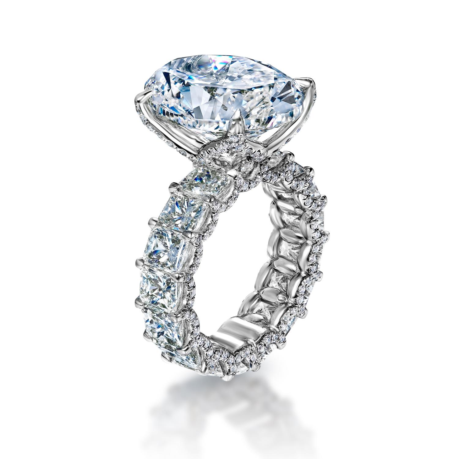 Verlobungsring mit 24 Karat Diamant im Ovalschliff, GIA-zertifiziert H SI2 im Zustand „Neu“ im Angebot in New York, NY