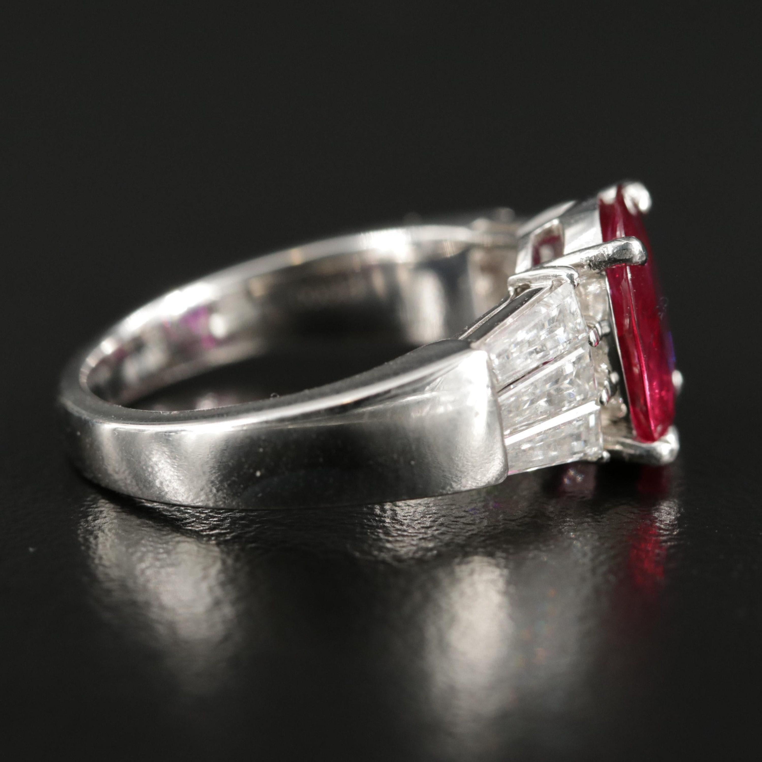 Im Angebot: 2.4 Karat Ovalschliff Rubin Diamant Verlobungsring Weißgold Rubin Hochzeitsring () 2