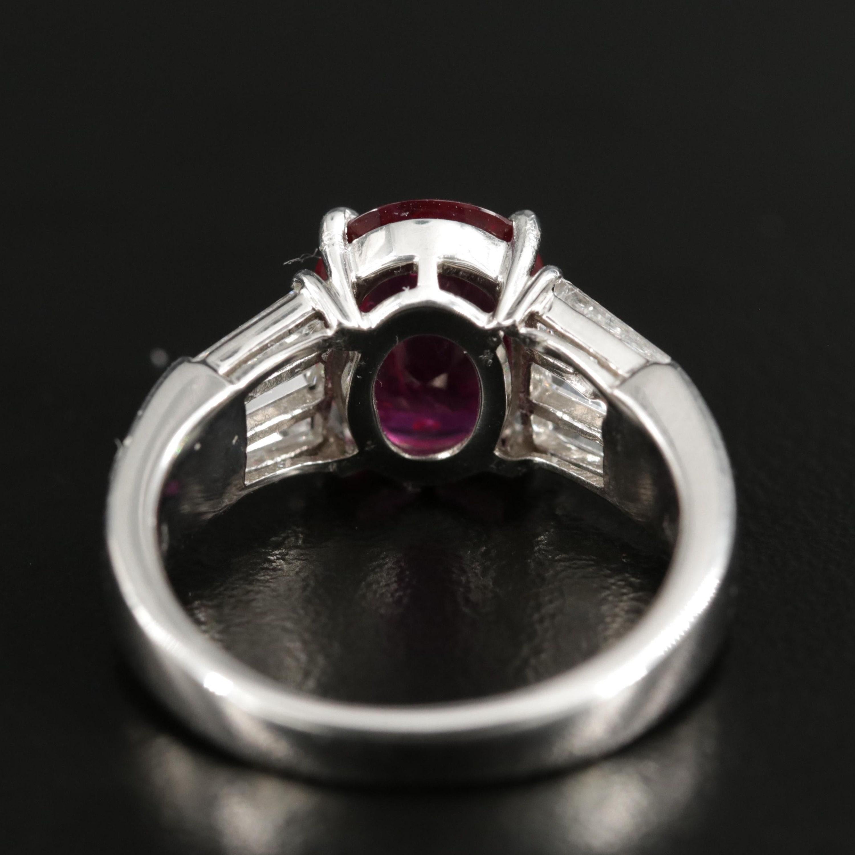 Im Angebot: 2.4 Karat Ovalschliff Rubin Diamant Verlobungsring Weißgold Rubin Hochzeitsring () 3