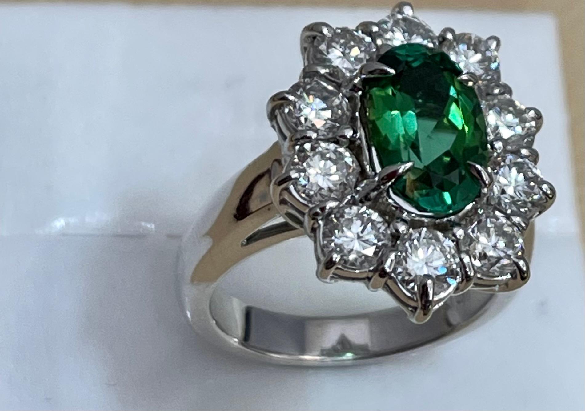 2.4 Carat Oval Tsavorite & 2 Carat Diamond in 18 Karat White Gold Ring Estate 7