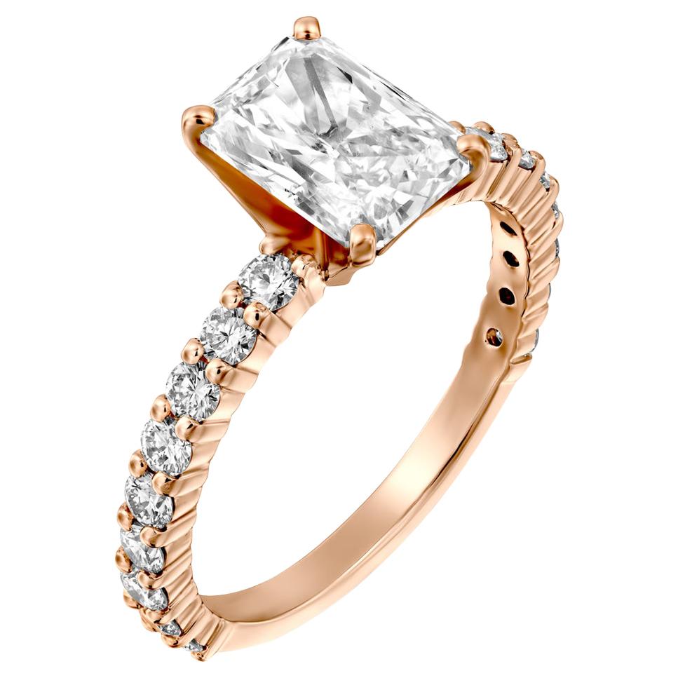 2.4 Carat Radiant Cut Diamond Ring, 18 Karat Rose Gold Classic Engagement Ring