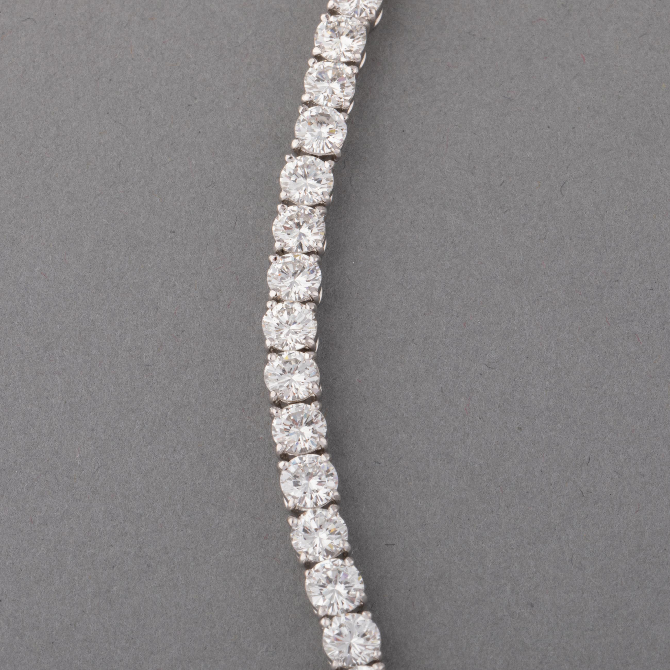 24 Carats Diamonds Chaumet River Necklace In Good Condition For Sale In Saint-Ouen, FR