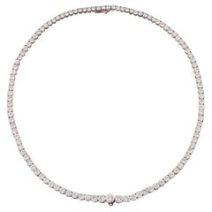 24 Carats Diamonds Chaumet River Necklace