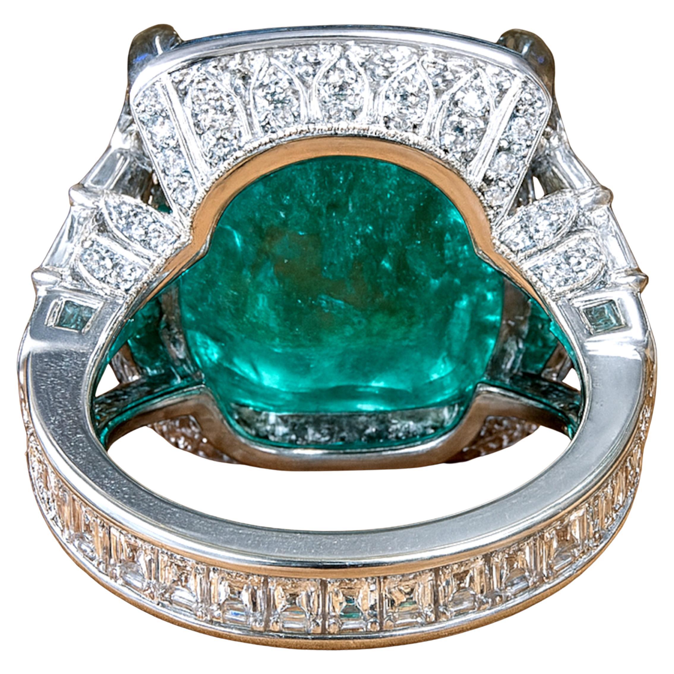 24 Karat Wunderschöner 18K Weißgold Kolumbianischer Smaragd und Diamantring im Zustand „Neu“ im Angebot in Chicago, IL