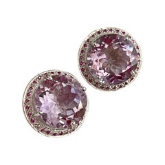 24 Karat runde natürliche rosa Amethyst-Ohrringe aus 18 Karat Weißgold