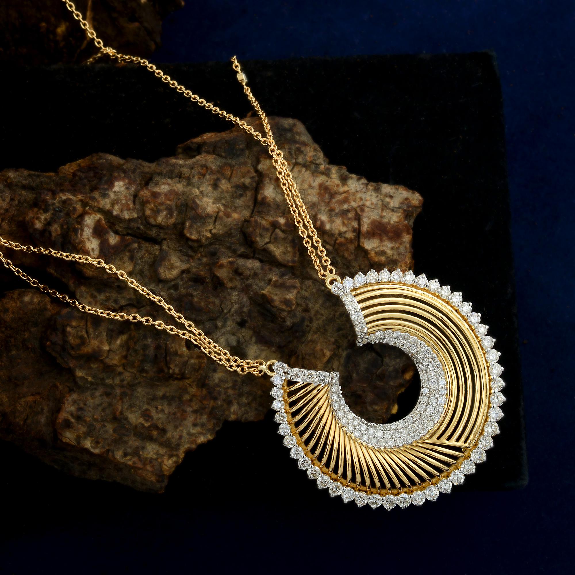 Moderne 2.4 Ct SI/H Diamant Naturel Pendentif Cercle Texturé Or Jaune 14k en vente