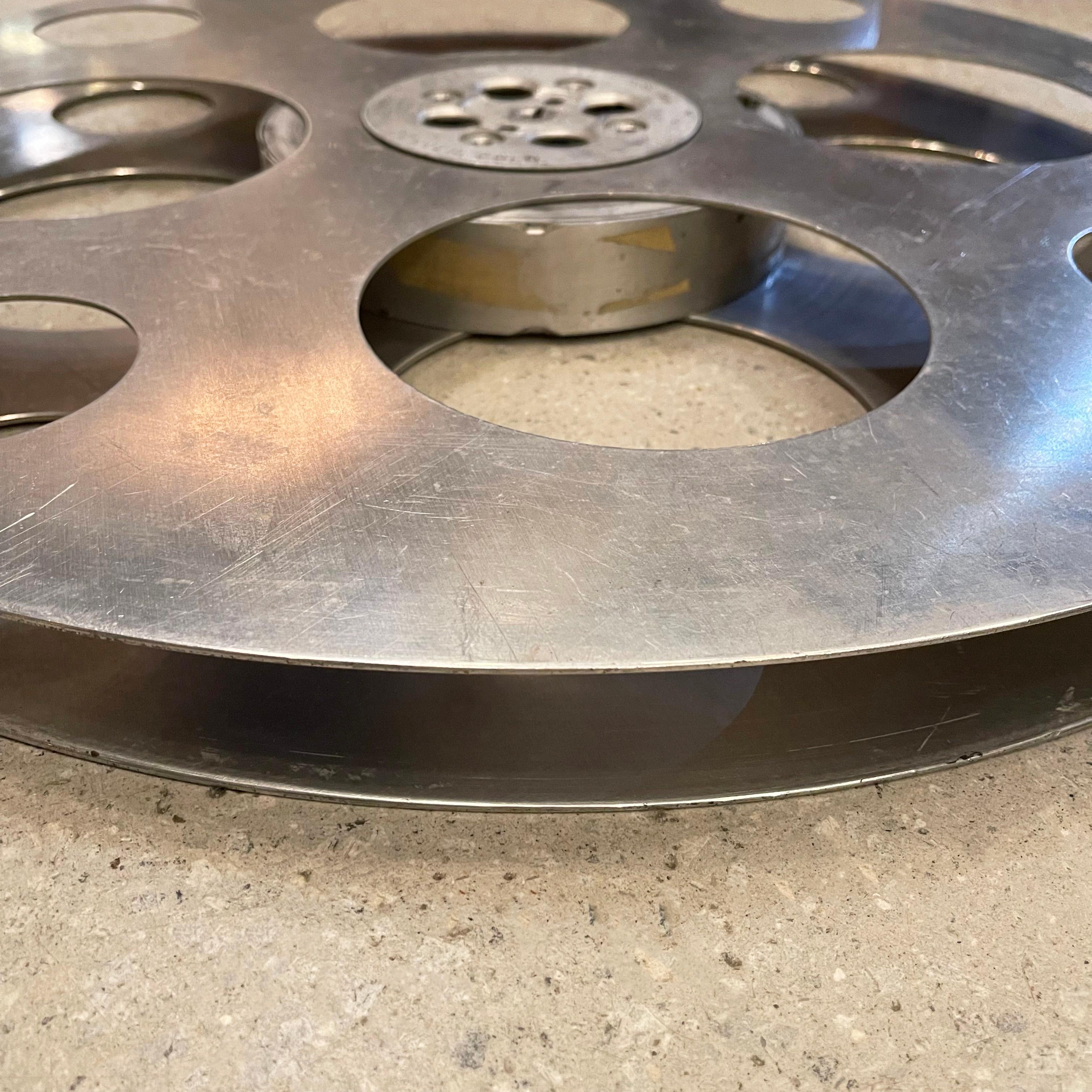 24 Zoll Durchmesser Industrielle Aluminium-Filmregale aus Aluminium von Goldberg Brothers im Angebot 6