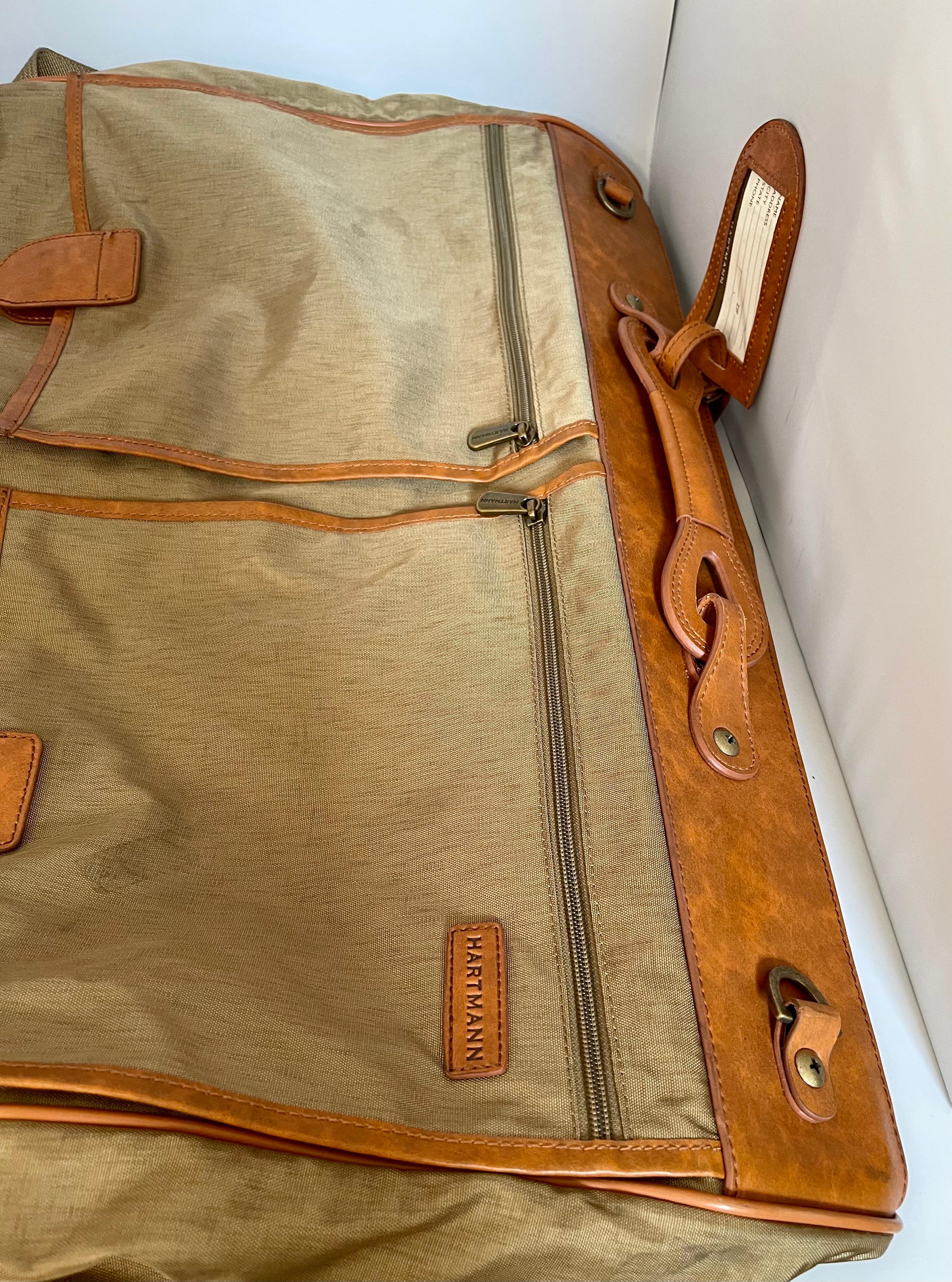 24 Hartman Suitcase Suiter Garment Bag with Pockets at 1stDibs