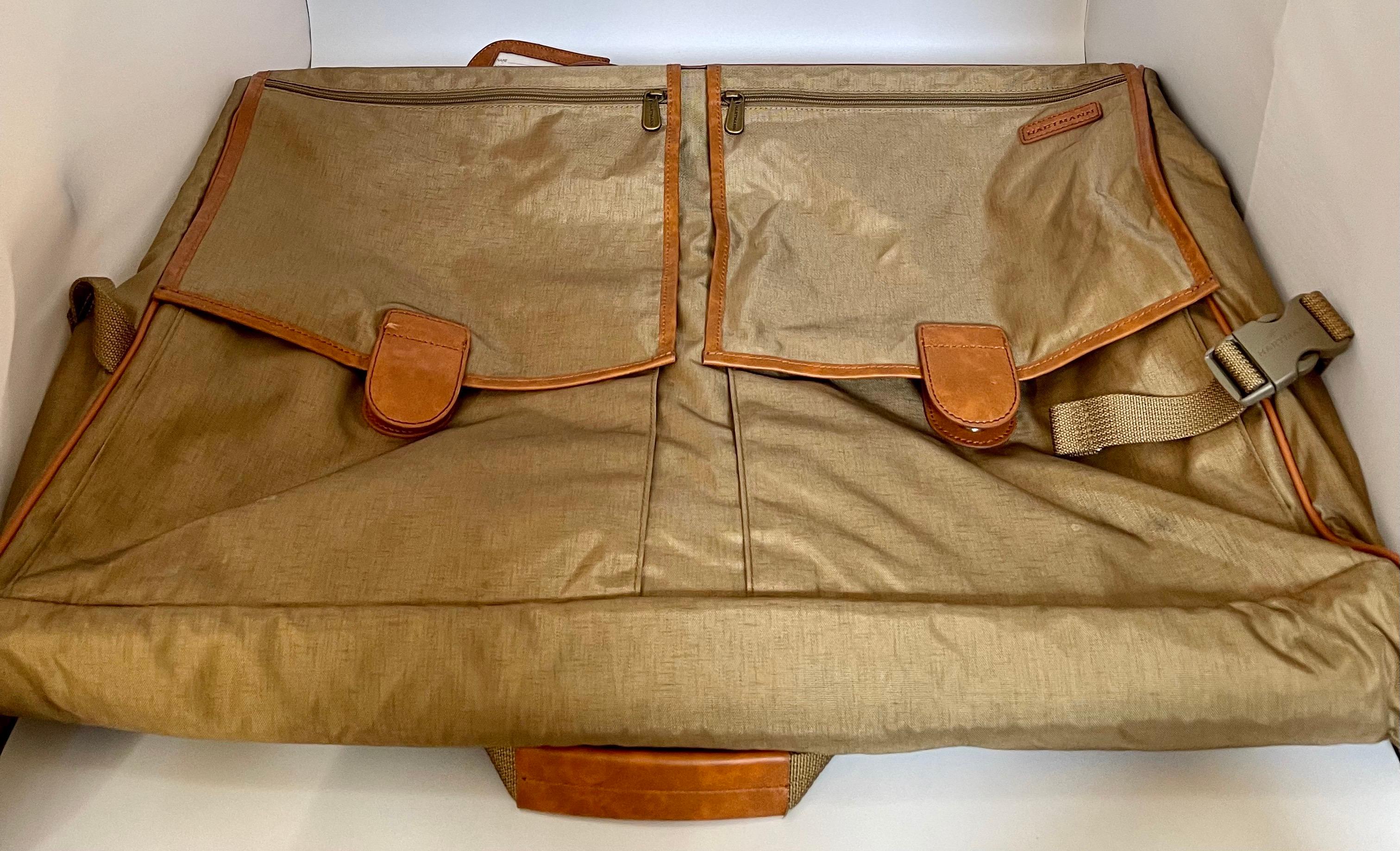 24” Hartman Suitcase / Suiter Garment Bag with Pockets 1