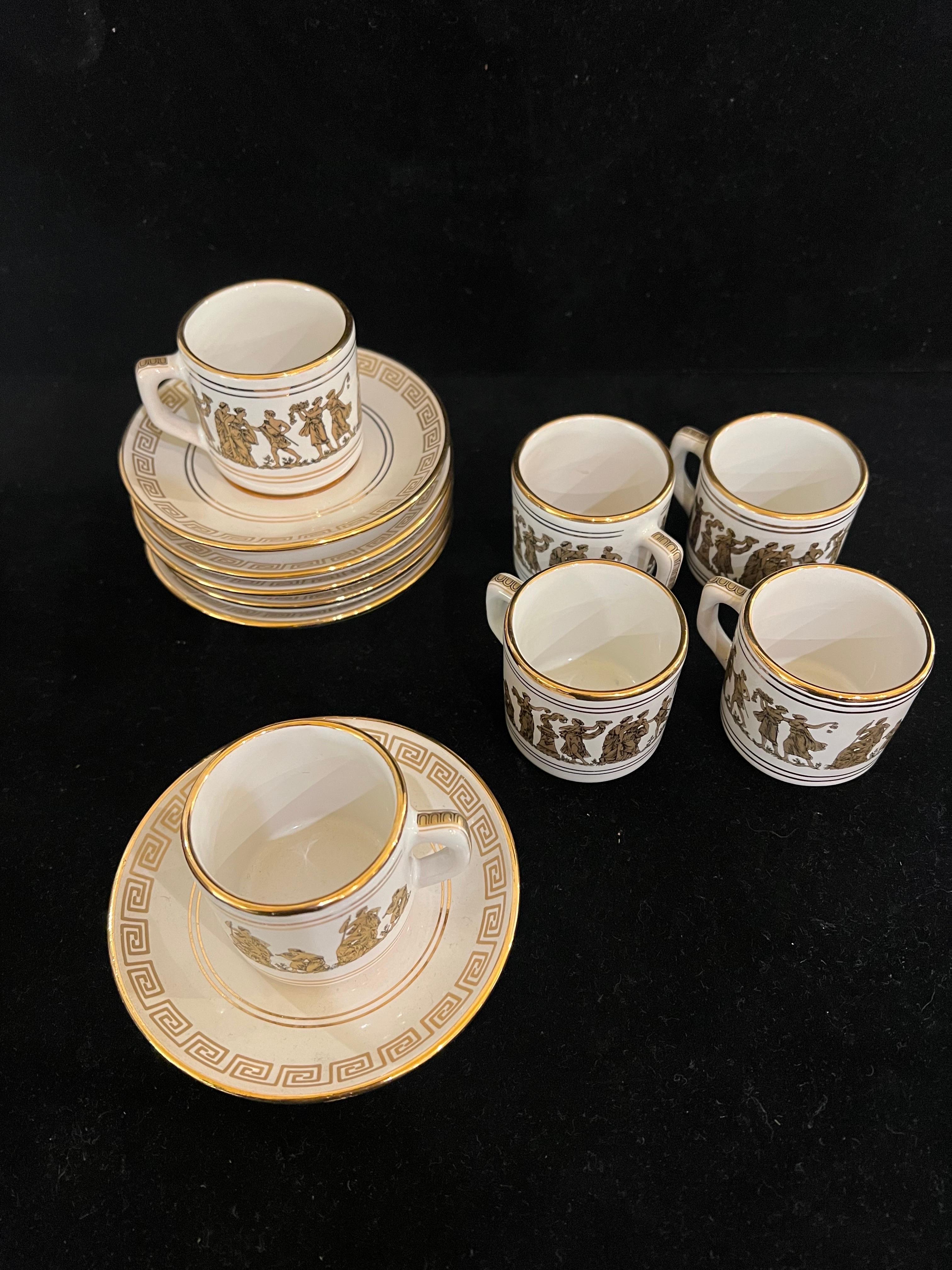 24 K Hand Painted Set of 6 Espresso Cups & Saucers Greek Key Pattern In Excellent Condition For Sale In San Diego, CA