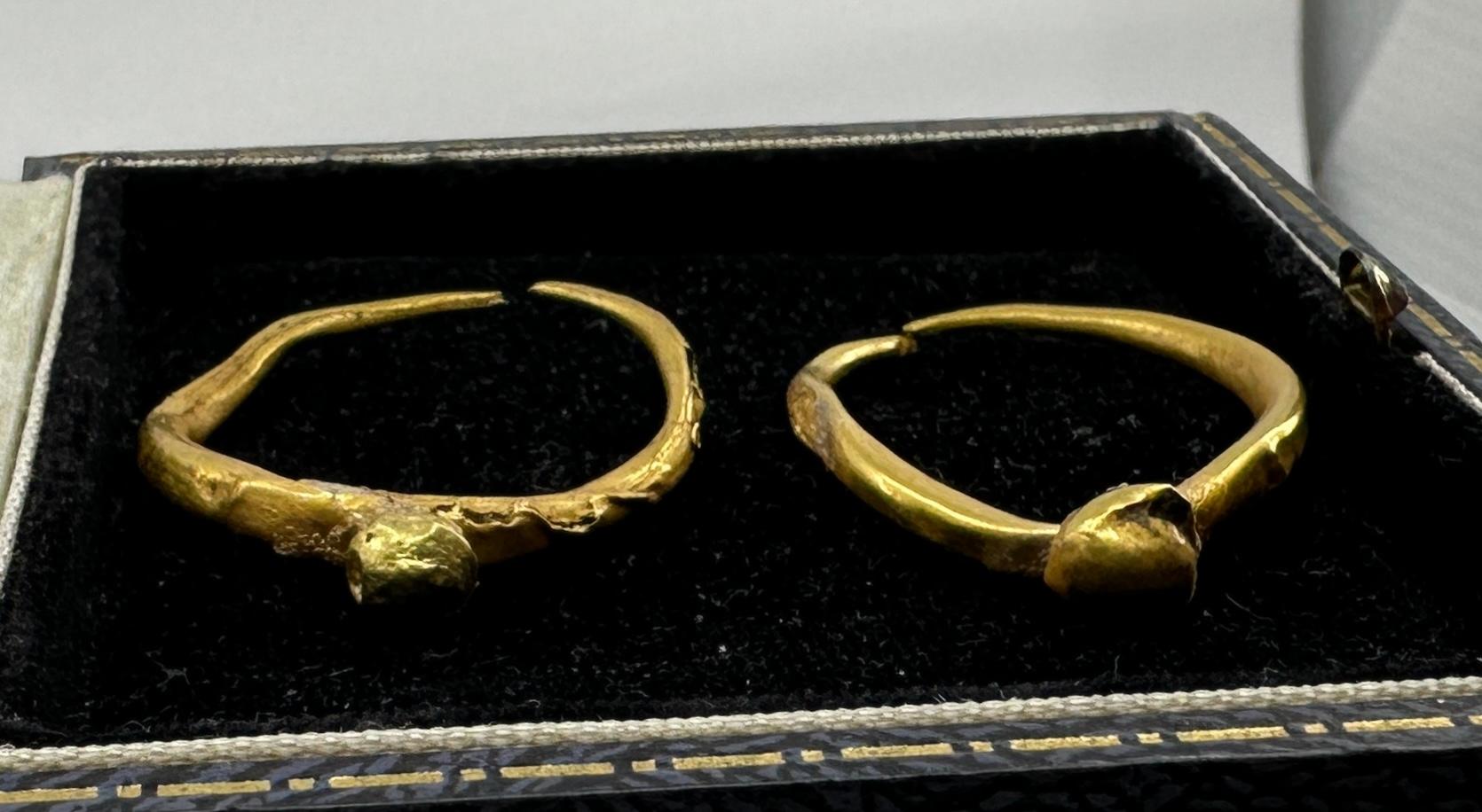 Orecchini a cerchio in oro 24 carati antichi romani, risalenti a 2000 anni fa, del 2°-4° secolo, 1,25