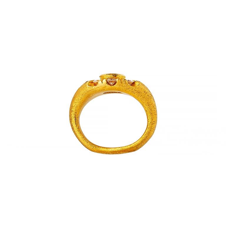 24 Karat Gold Handcrafted Ottoman Inspired Rose Form Diamond Solitaire Ring im Zustand „Neu“ im Angebot in Istanbul, Fatih