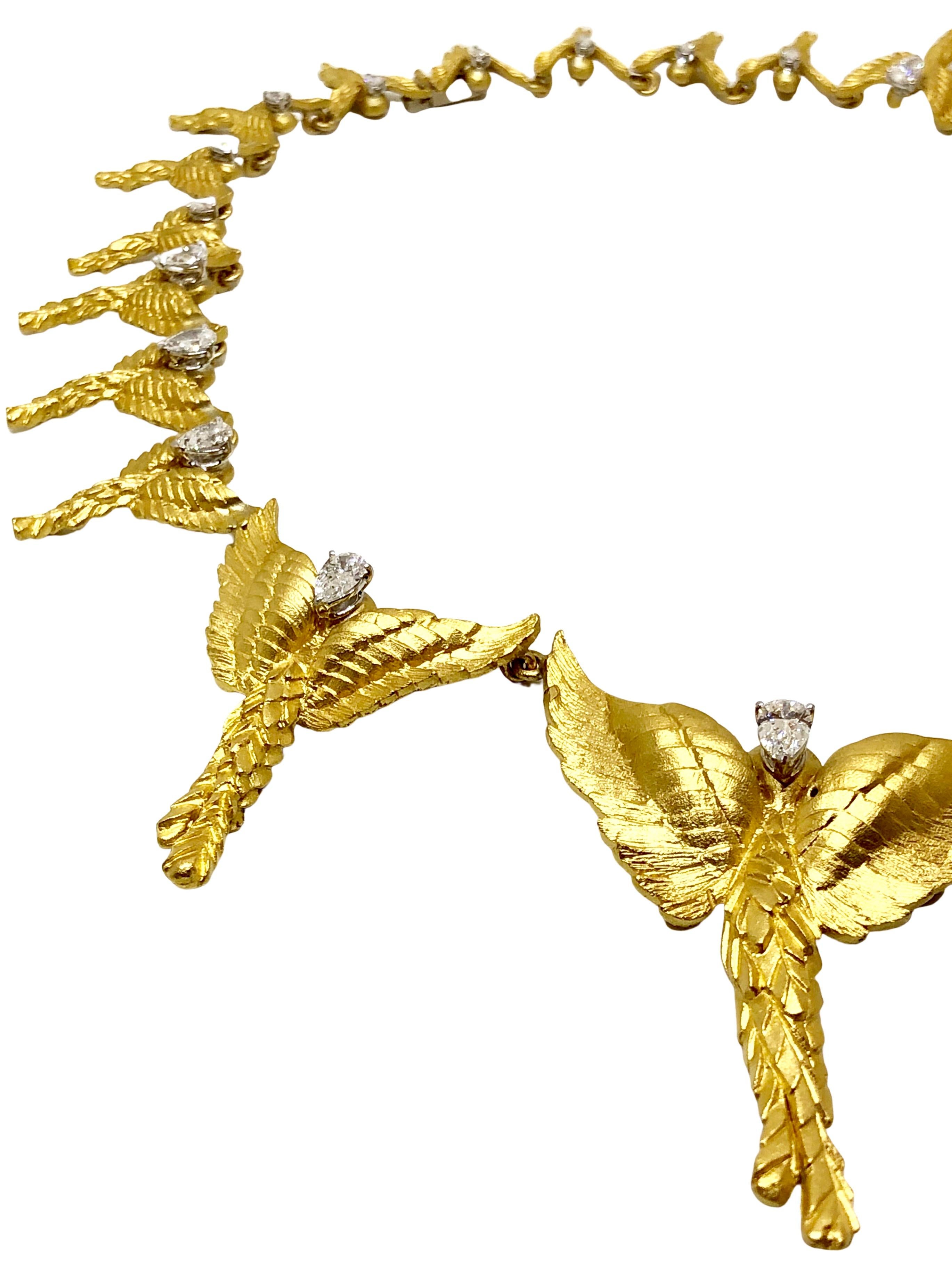 24k Yellow Gold Zuckerman Birds Necklace with 5.19 ct Pear Shape White Diamond