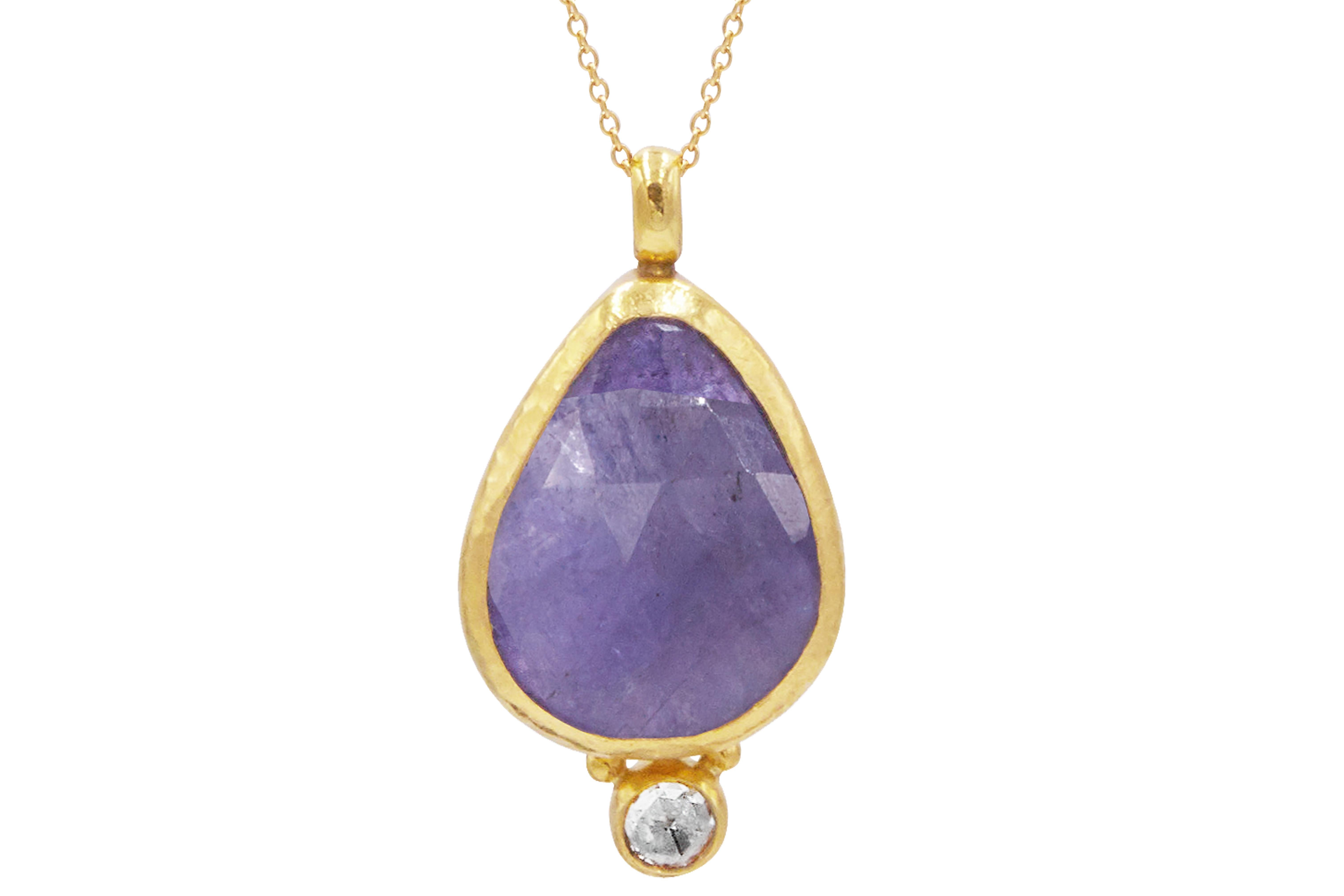 GURHAN 24 Karat Hammered Yellow Gold and Tanzanite Diamond Pendant Necklace In New Condition For Sale In New York, NY