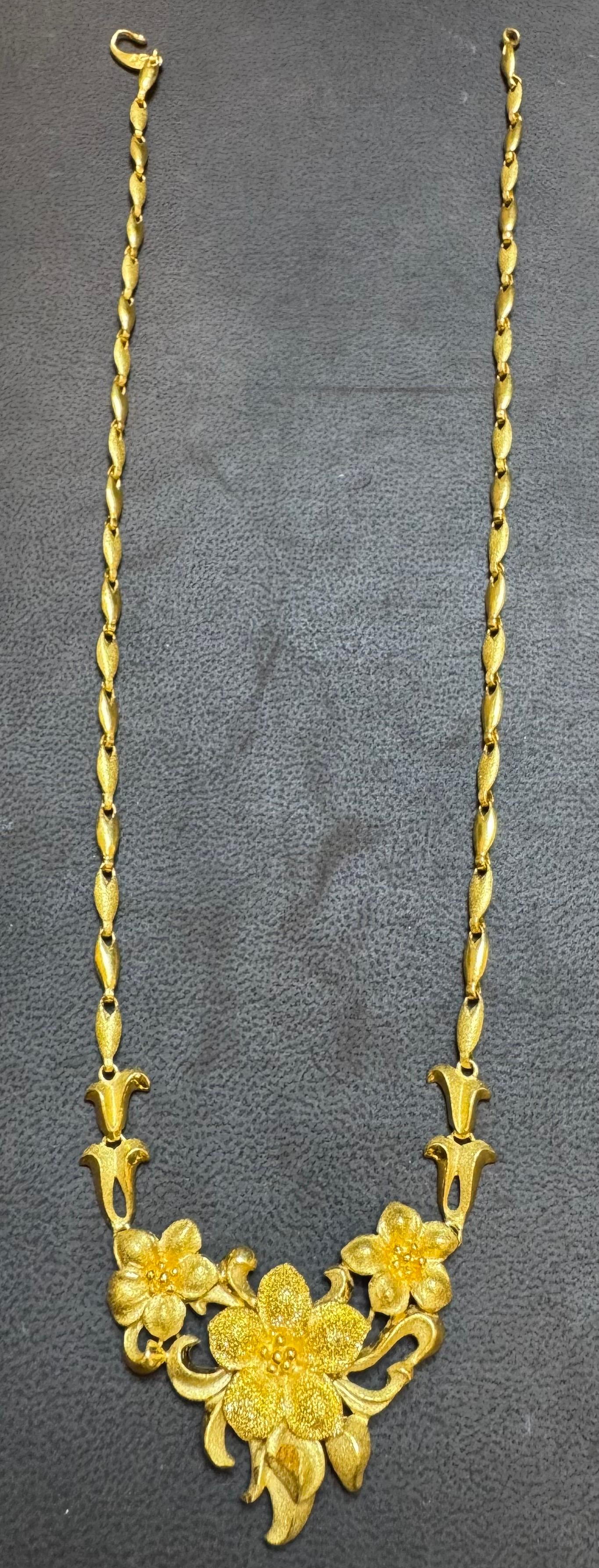Collar Flor de Oro Puro de 24 Kilates Hand Made Solid, 37 Gm, 18 Pulgadas en venta 5