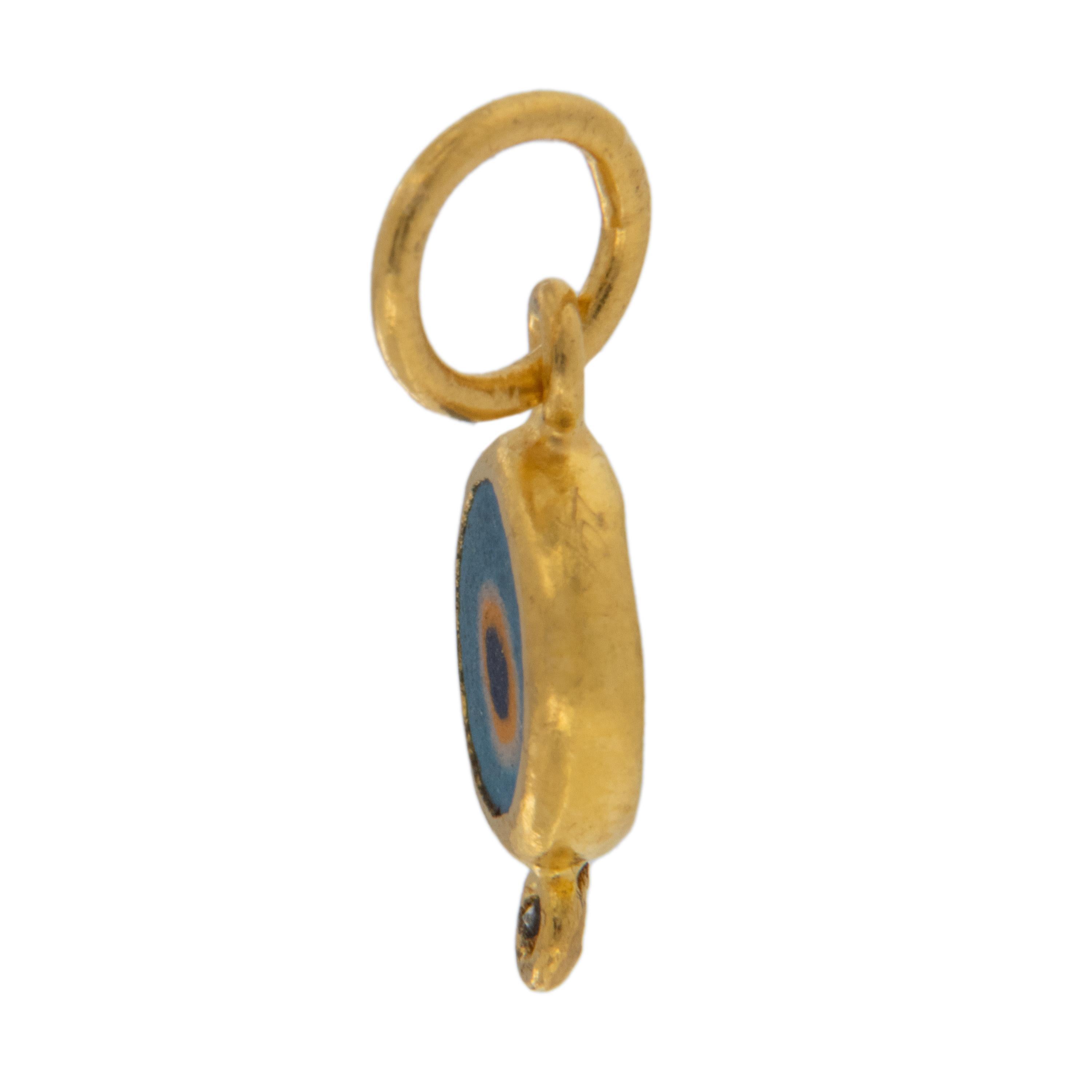 Taille ronde Pendentif œil maléfique en or jaune pur 24 carats et quartz en vente