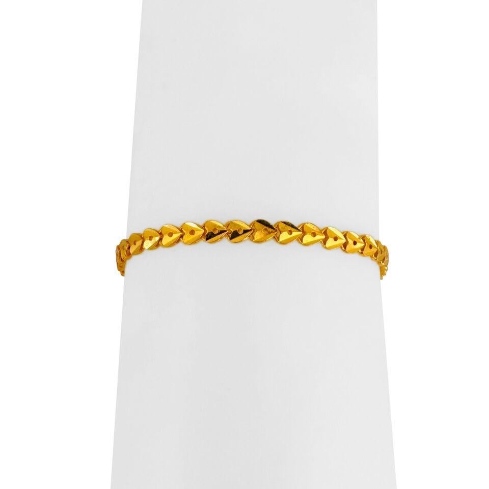 24 Karat Pure Yellow Gold Solid Diamond Cut Heart Link Bracelet  For Sale 3