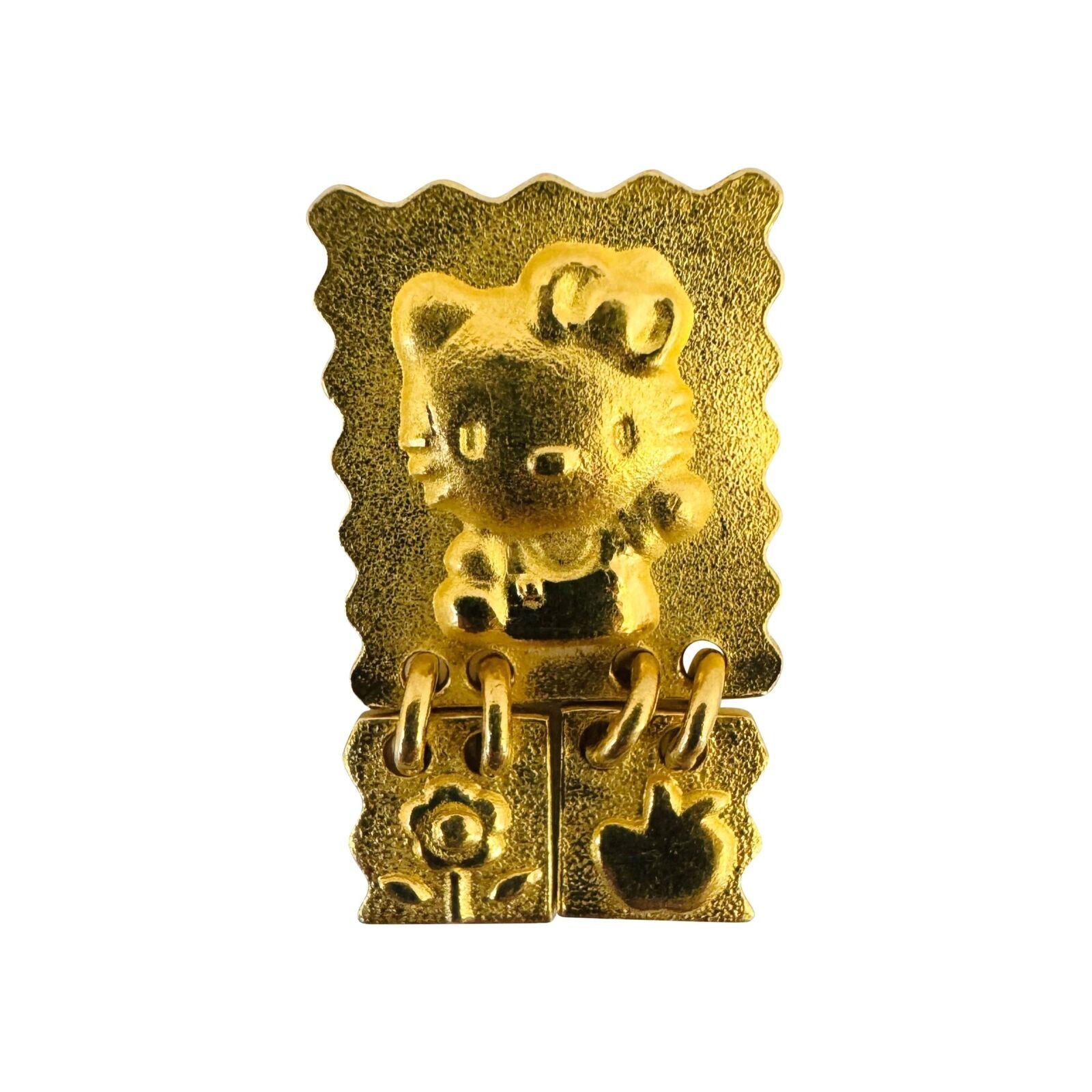 Ciondolo Charm Hello Kitty solido in oro giallo puro 24k da 6,5 g da 1 pollice

Condizioni:  Condizioni eccellenti, pulite e lucidate professionalmente
Metallo:  oro 24k (marcato e testato professionalmente)
Peso:  6.5g
Lunghezza:  1