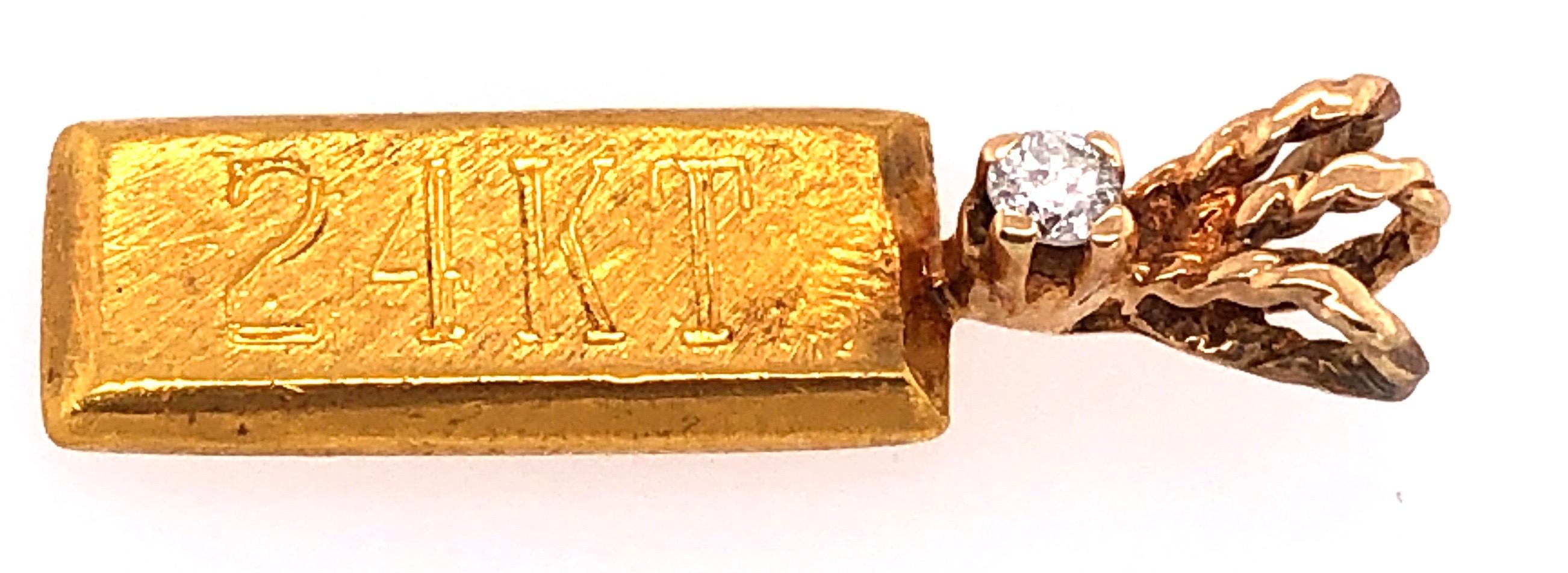 24 Karat Yellow Gold Charm Gold Bar Pendant with Round Diamond 0.07 Total Diamond weight.
2.74 grams total weight.