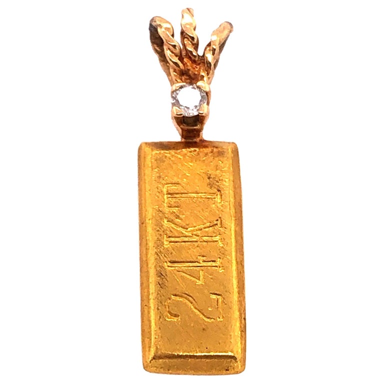 24 Karat Yellow Gold Charm Gold Bar Pendant with Round Diamond 0.07 TDW