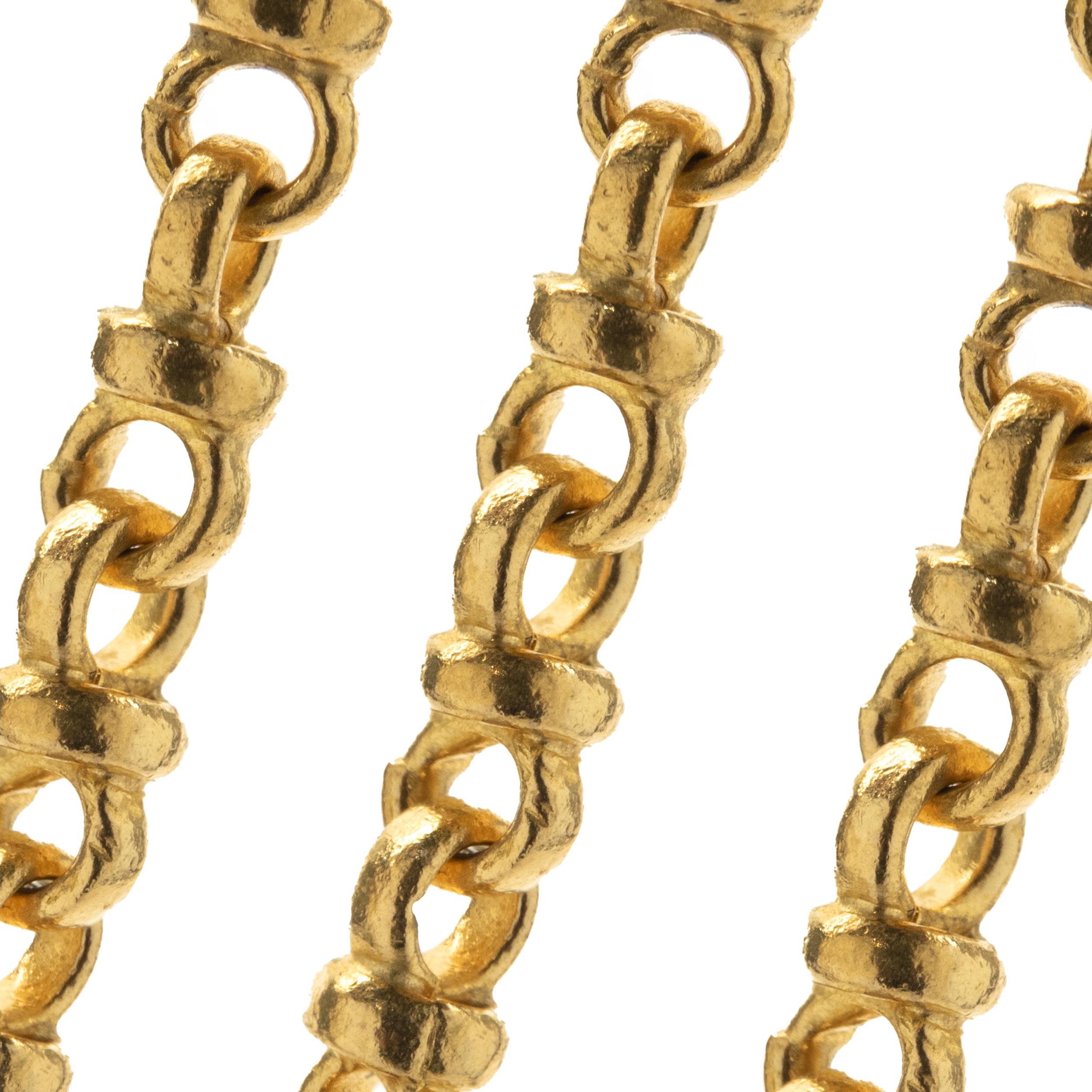 Designer: Hilat
Material: 24 Karat Gelbgold
Abmessungen: Halskette misst 22-Zoll in der Länge
Die Gewichte: 47,01 Gramm
