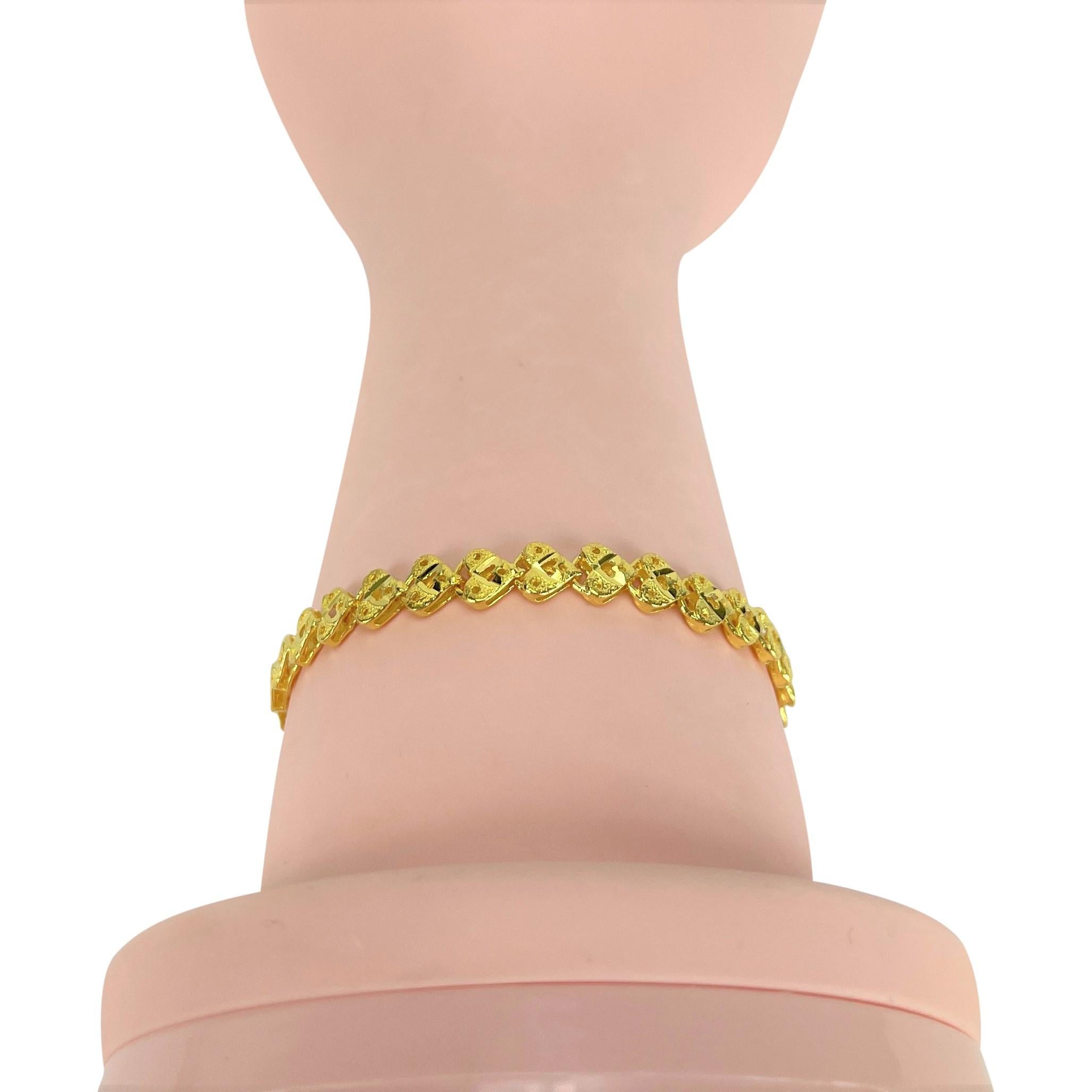 24 Karat Yellow Gold Pure Solid Diamond Cut Fancy Heart Link Bracelet 3
