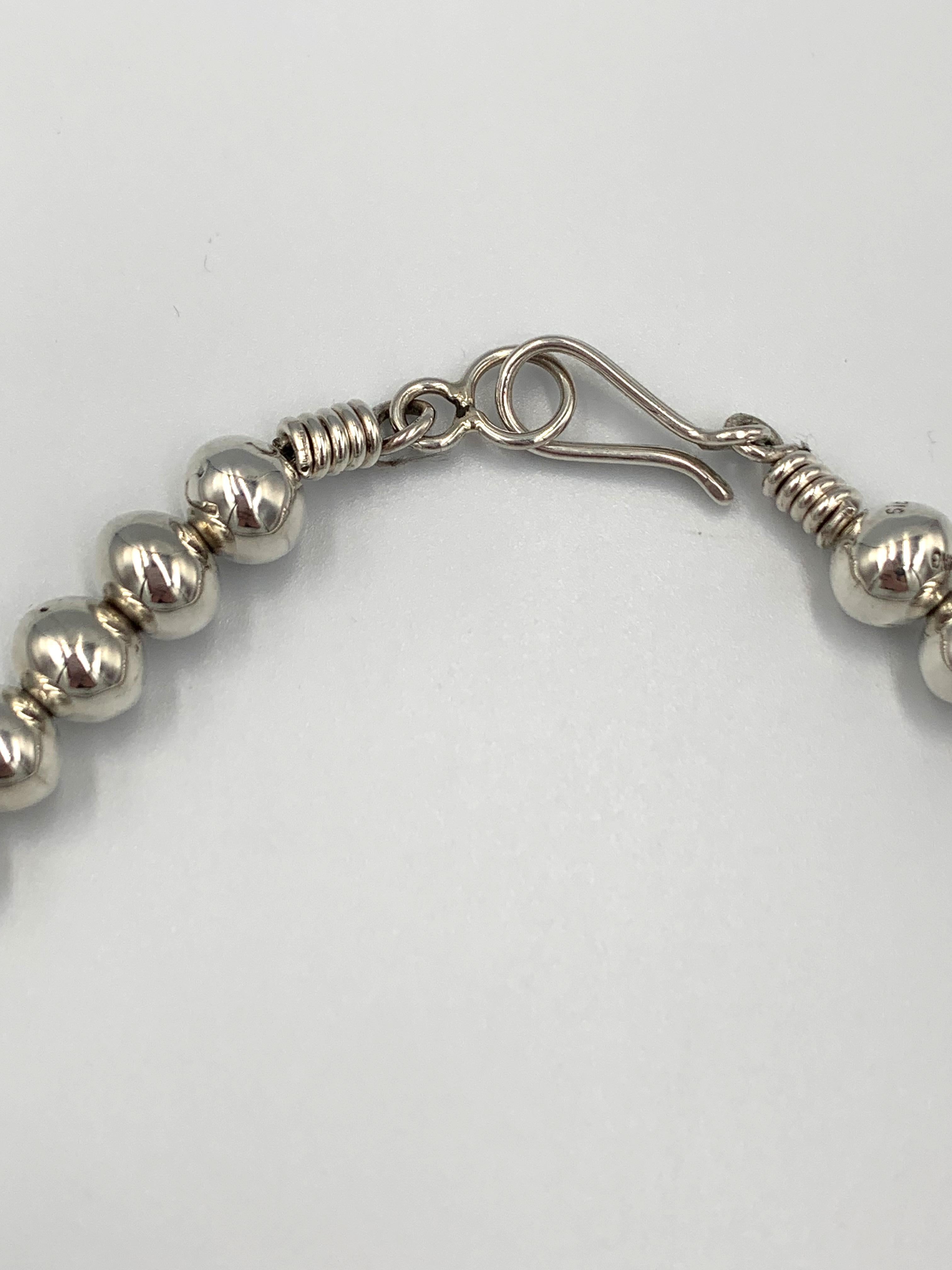 Collar de plata de ley con perlas navajo de 24