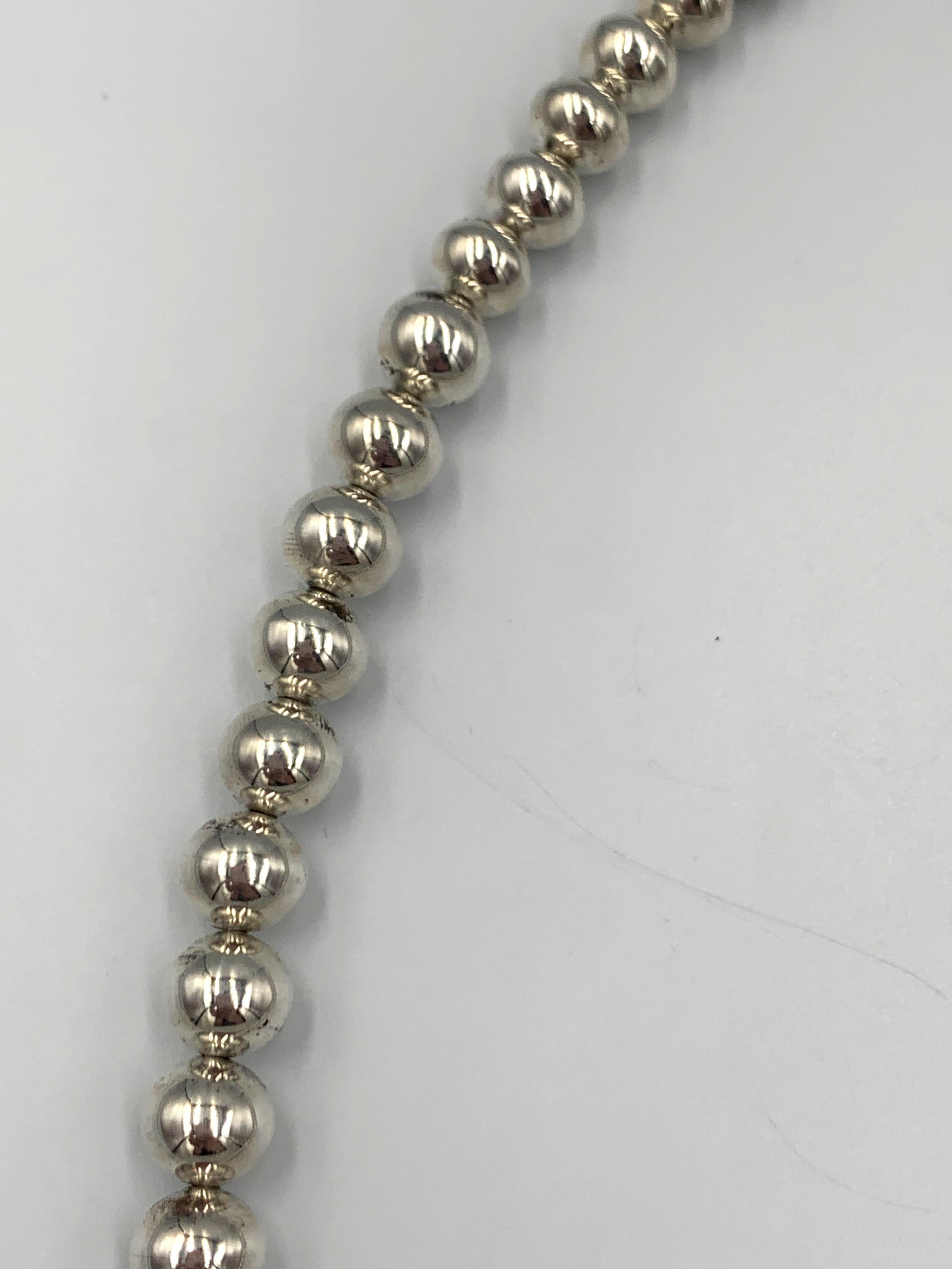Collar de plata de ley con perlas navajo de 24