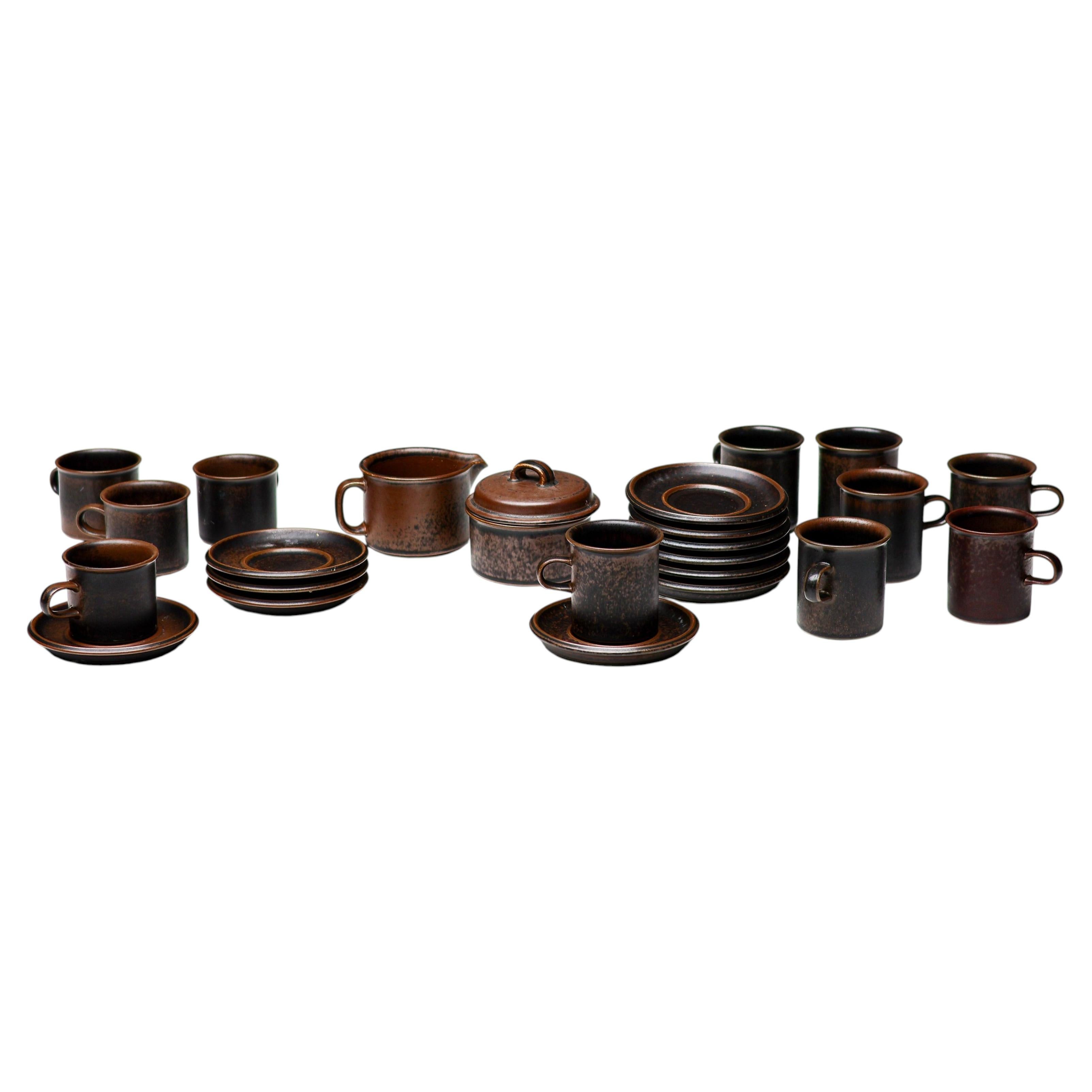 24-Piece Arabia Ruska Set – 1970s Finnish Earth & Fire For Sale
