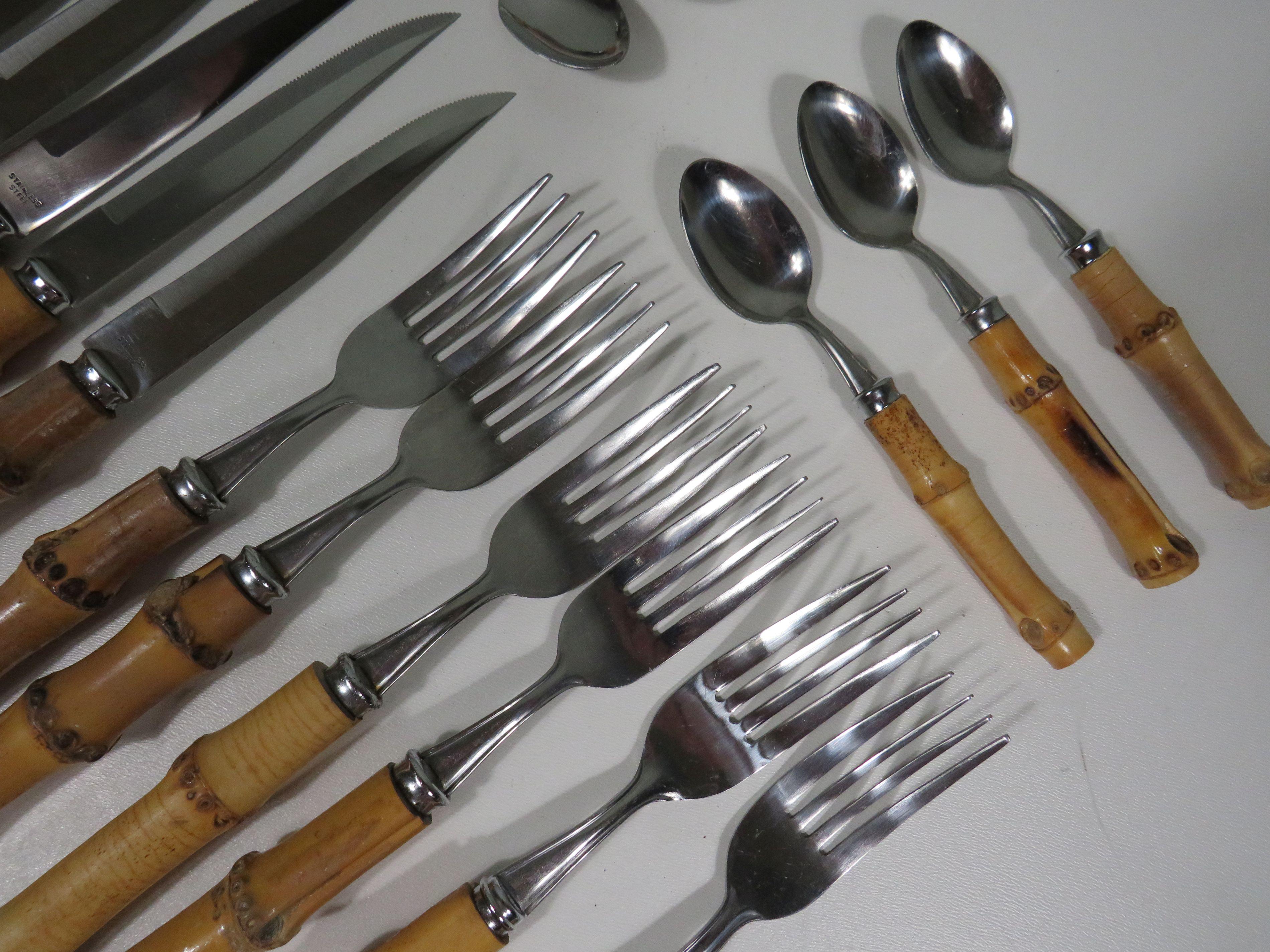 Mid-Century Modern 24-piece bamboo flatware/cutlery, Italy 1960-1970