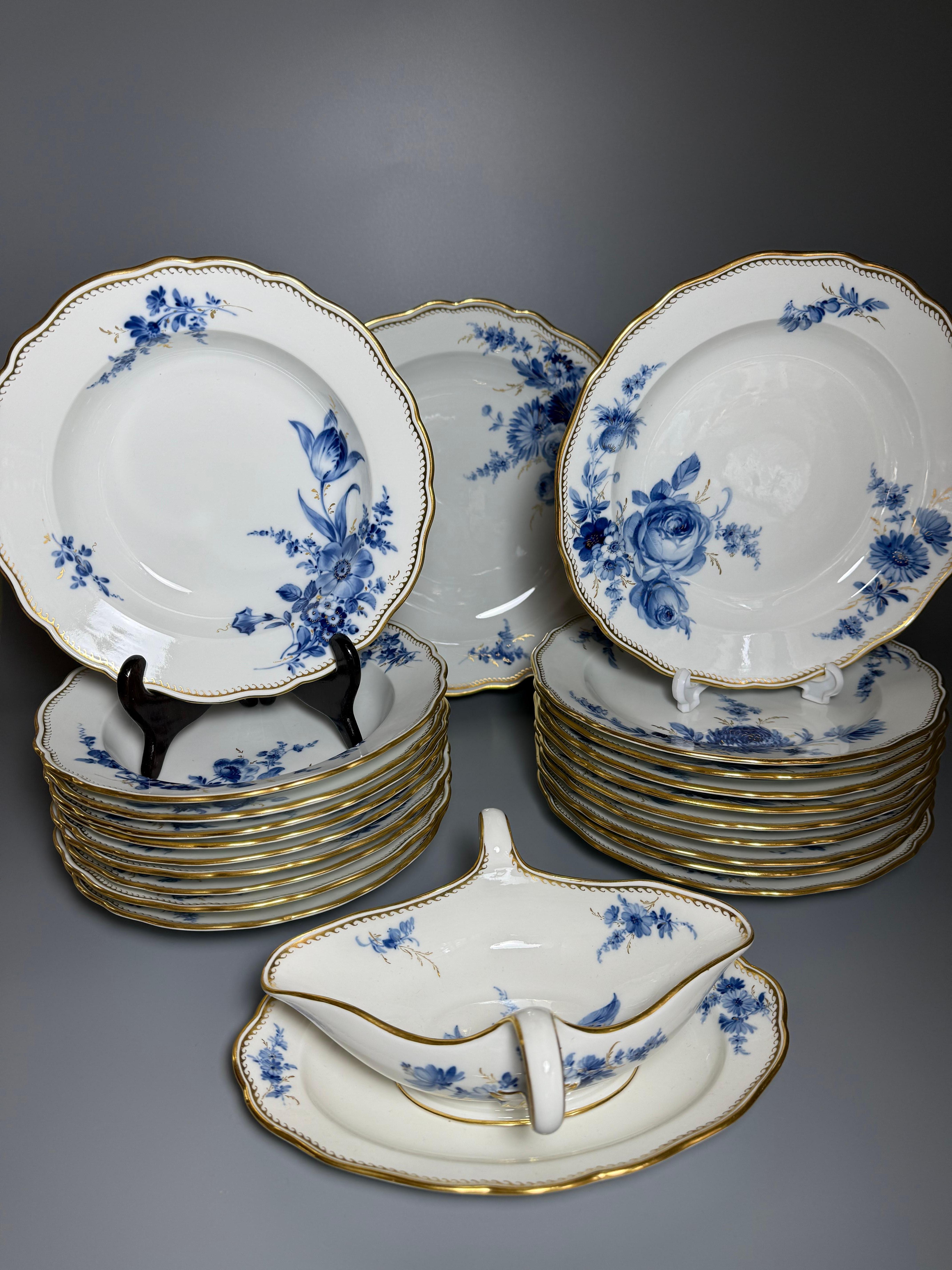 Absolutely amazing dinner service for 10 people 
Meissen Germany 1940-1950
1st factory quality 
Blue bouquet , gilt
Delicately Hand-painted with a beautiful palette of blue 
Every plate has different bouquet 
10 dinner plates d 25 cm (9,85
