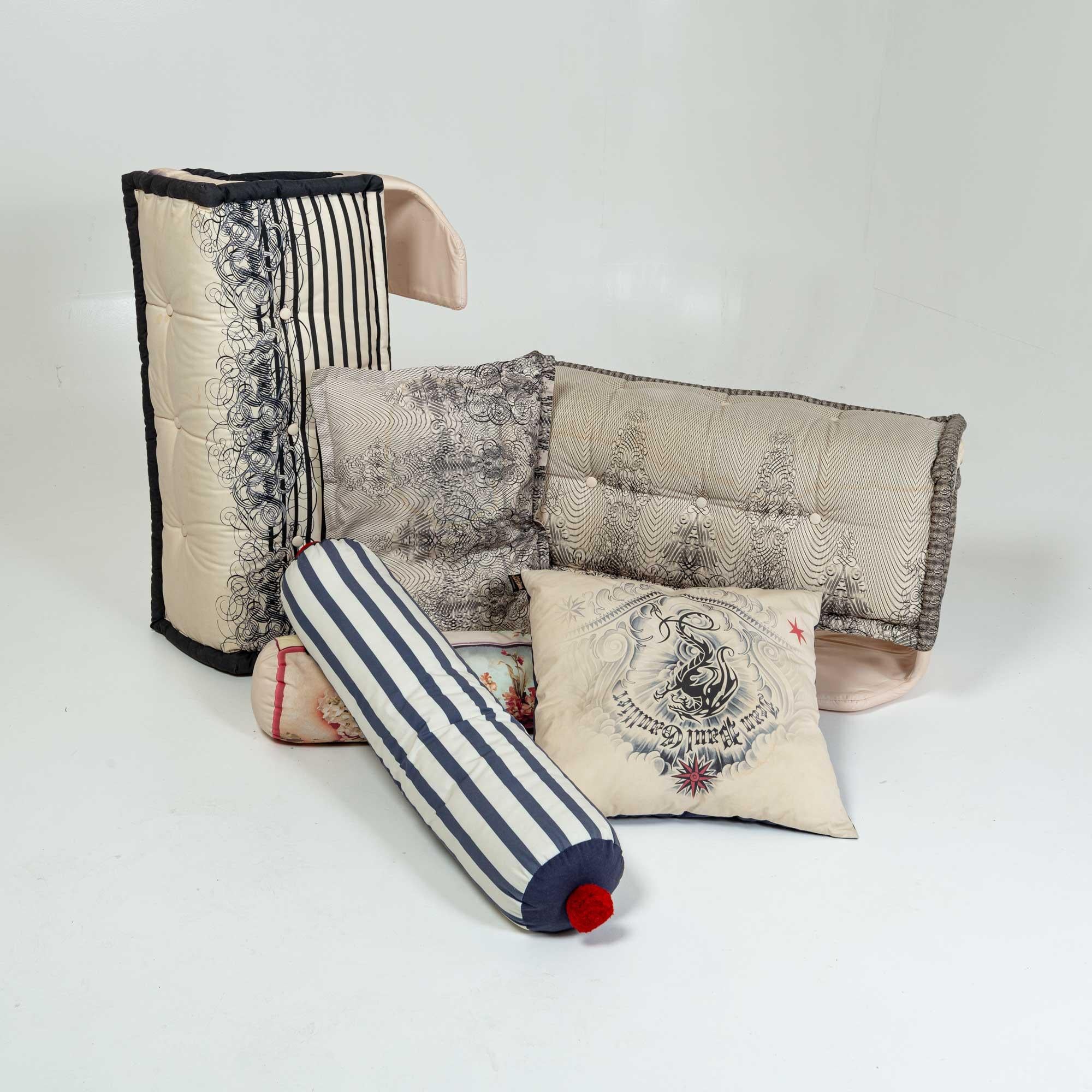 24+ Pieces Roche Bobois Mah-Jong Sectional Sofa Jean Paul Gaultier Fabric 10
