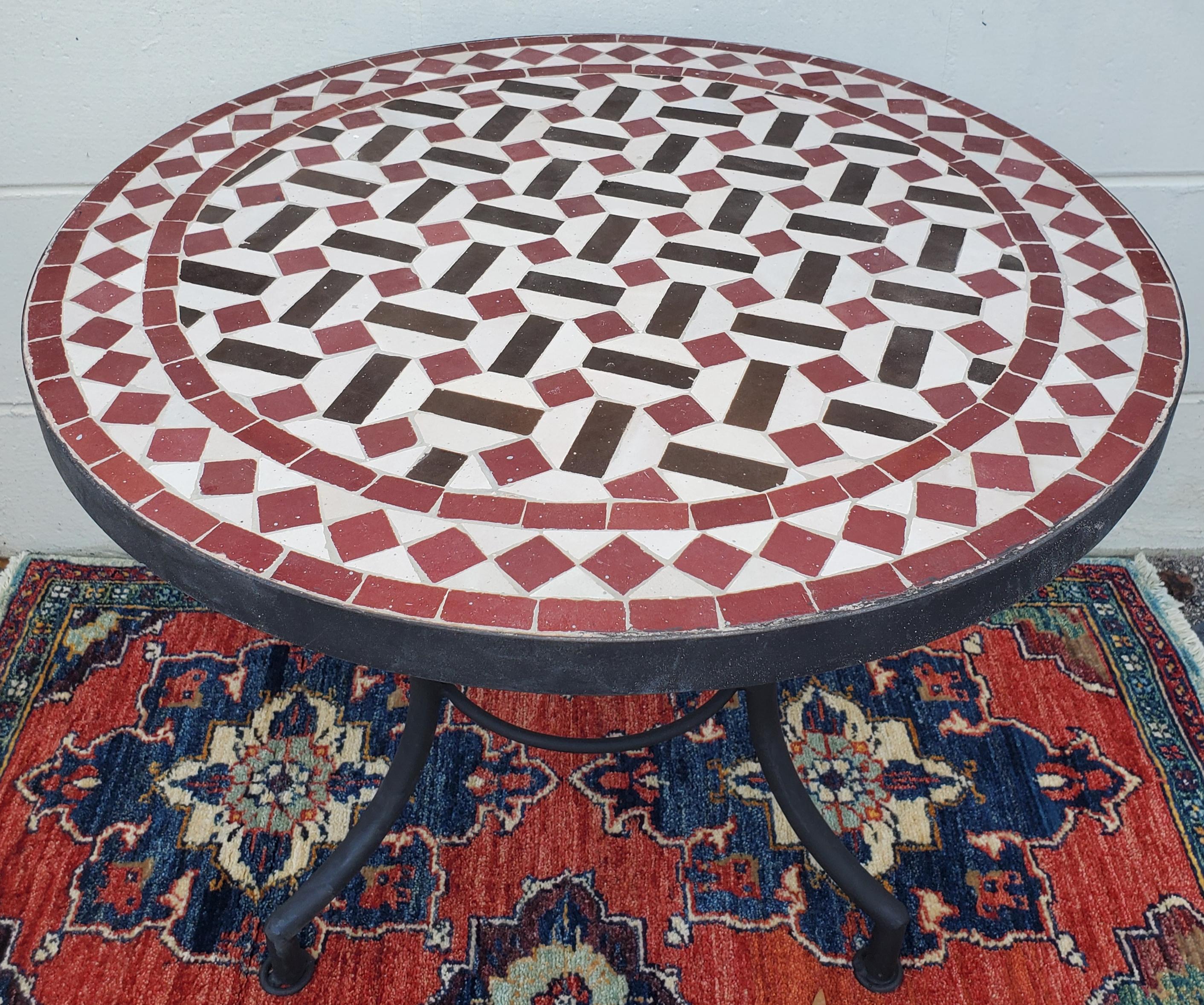 Red / Brown / White Moroccan Mosaic Table, Choice of Base Height In New Condition For Sale In Orlando, FL
