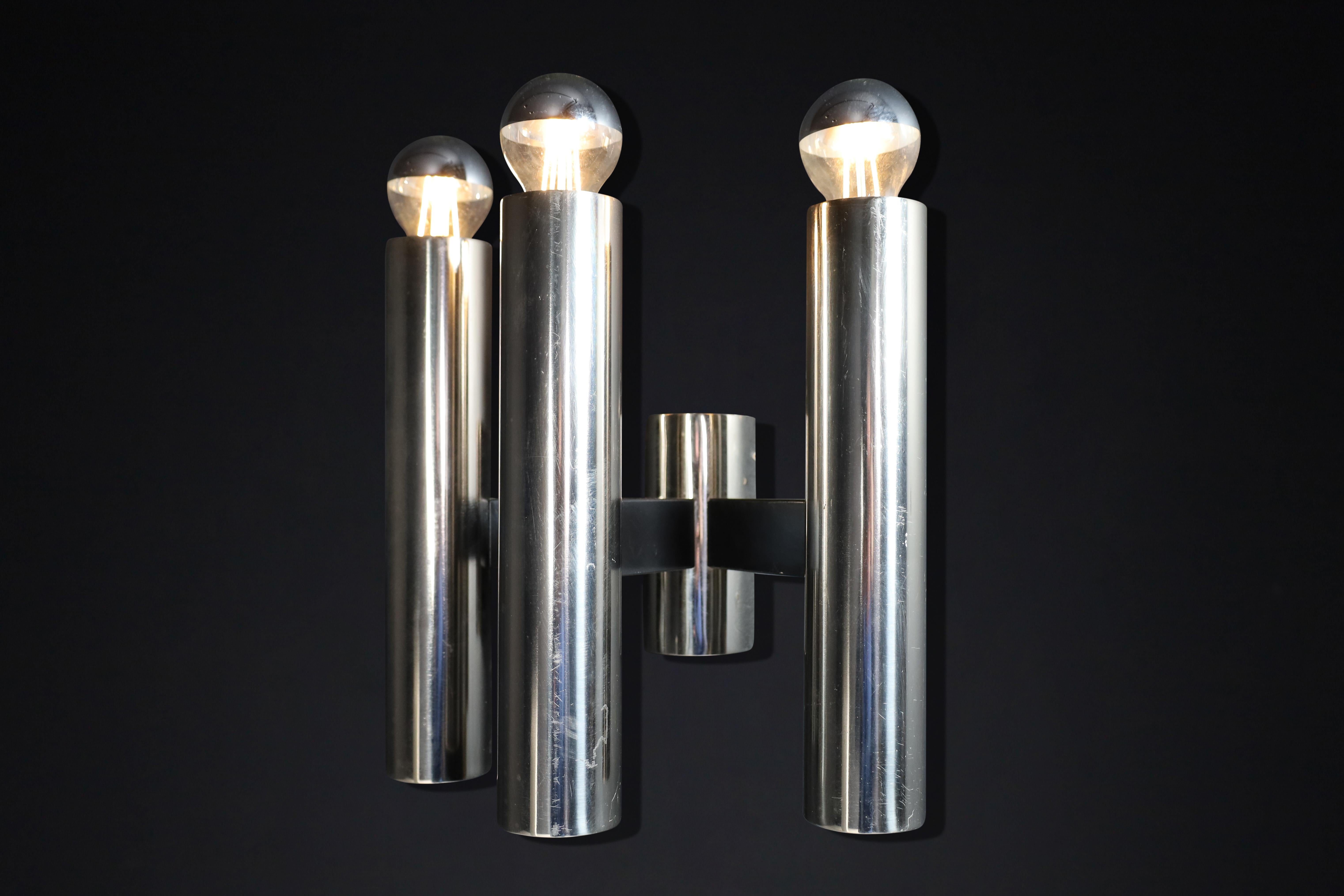 24 x Sleek Mid-Century Modern Wall Lights in Chromed Steel – Germany, 1970s For Sale 6