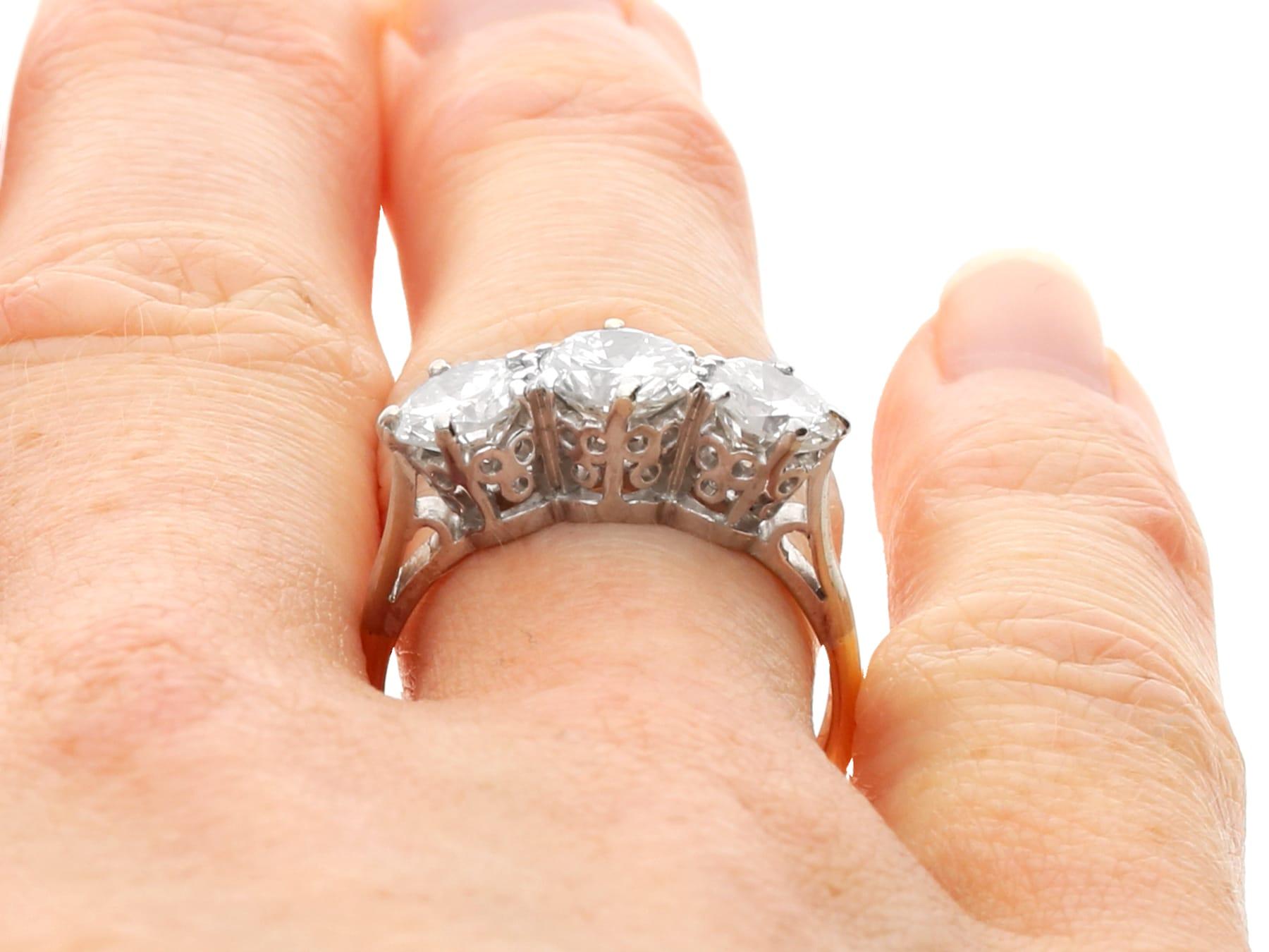 2.40 Carat Diamond 18k Yellow Gold Trilogy Ring - Vintage Circa 1950 3
