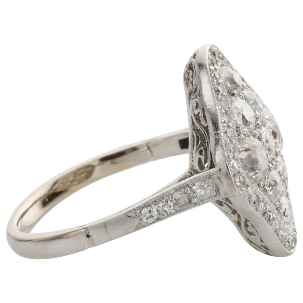 2.40 Carat Diamond and Platinum Shield Ring In Good Condition For Sale In QLD , AU