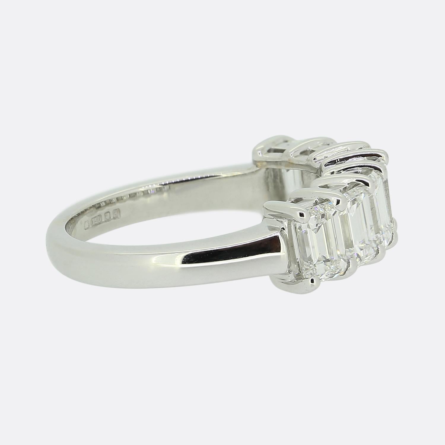 2.40 Carat Emerald Cut Diamond Seven-Stone Ring In Good Condition For Sale In London, GB