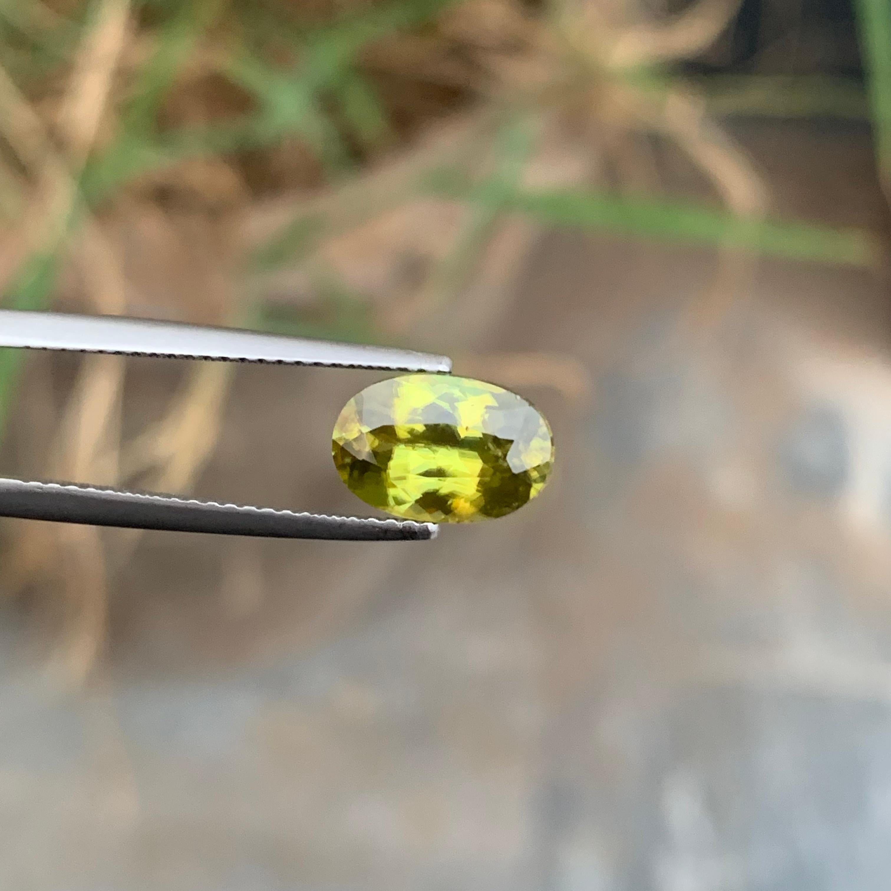 2.40 Carat Gorgeous Fire Loose Sphene Gemstone From Pakistan Mine Oval Shape For Sale 4