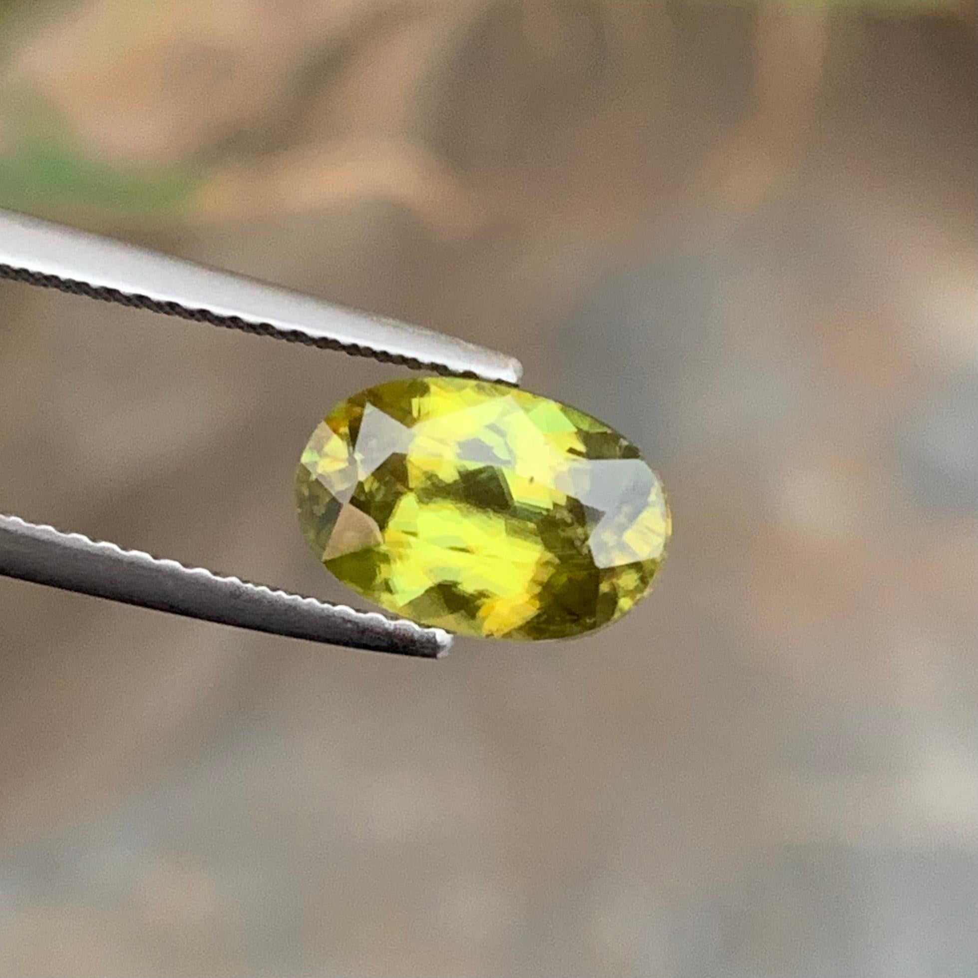 Arts and Crafts 2.40 Carat Gorgeous Fire Loose Sphene Gemstone From Pakistan Mine Oval Shape For Sale