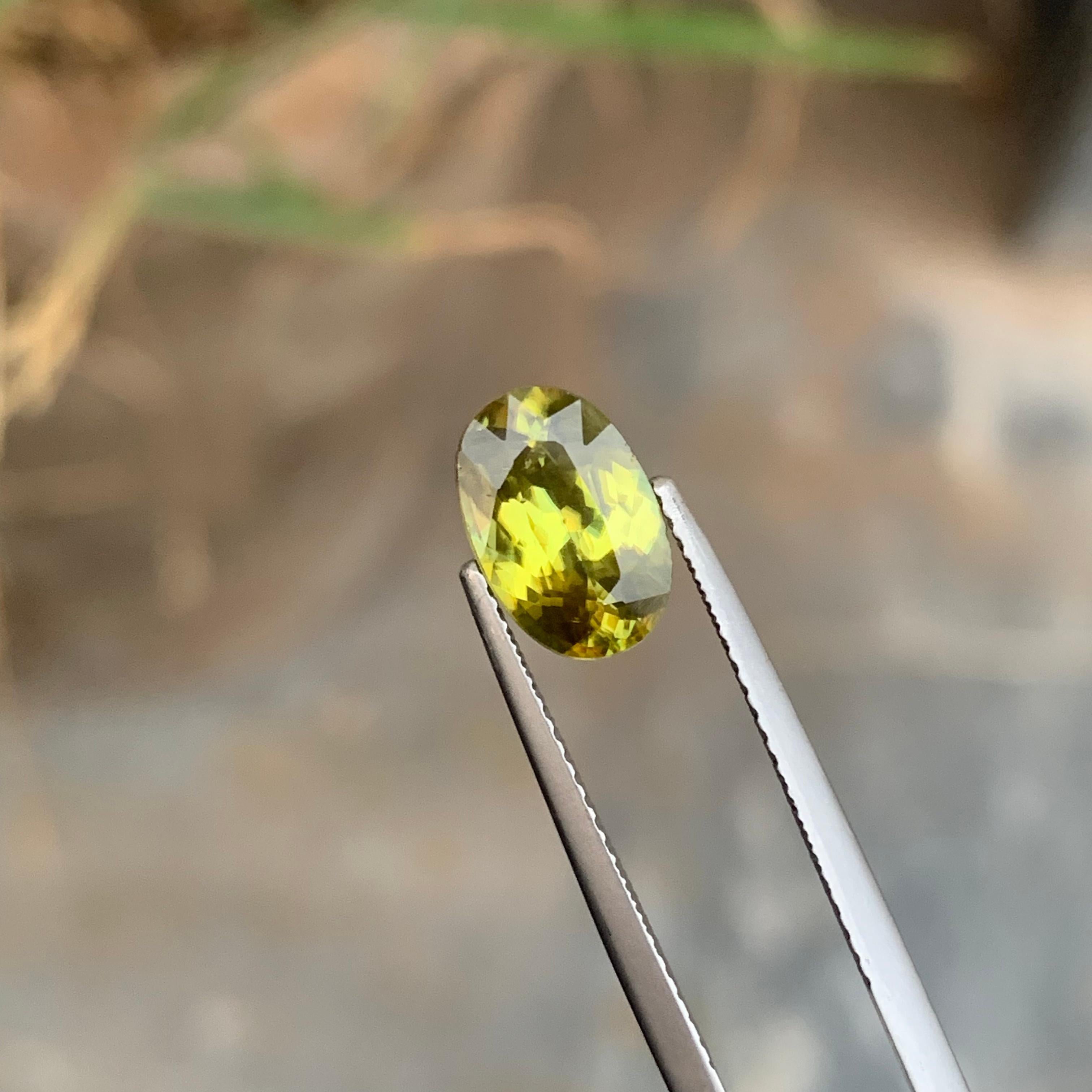 2.40 Carat Gorgeous Fire Loose Sphene Gemstone From Pakistan Mine Oval Shape For Sale 2